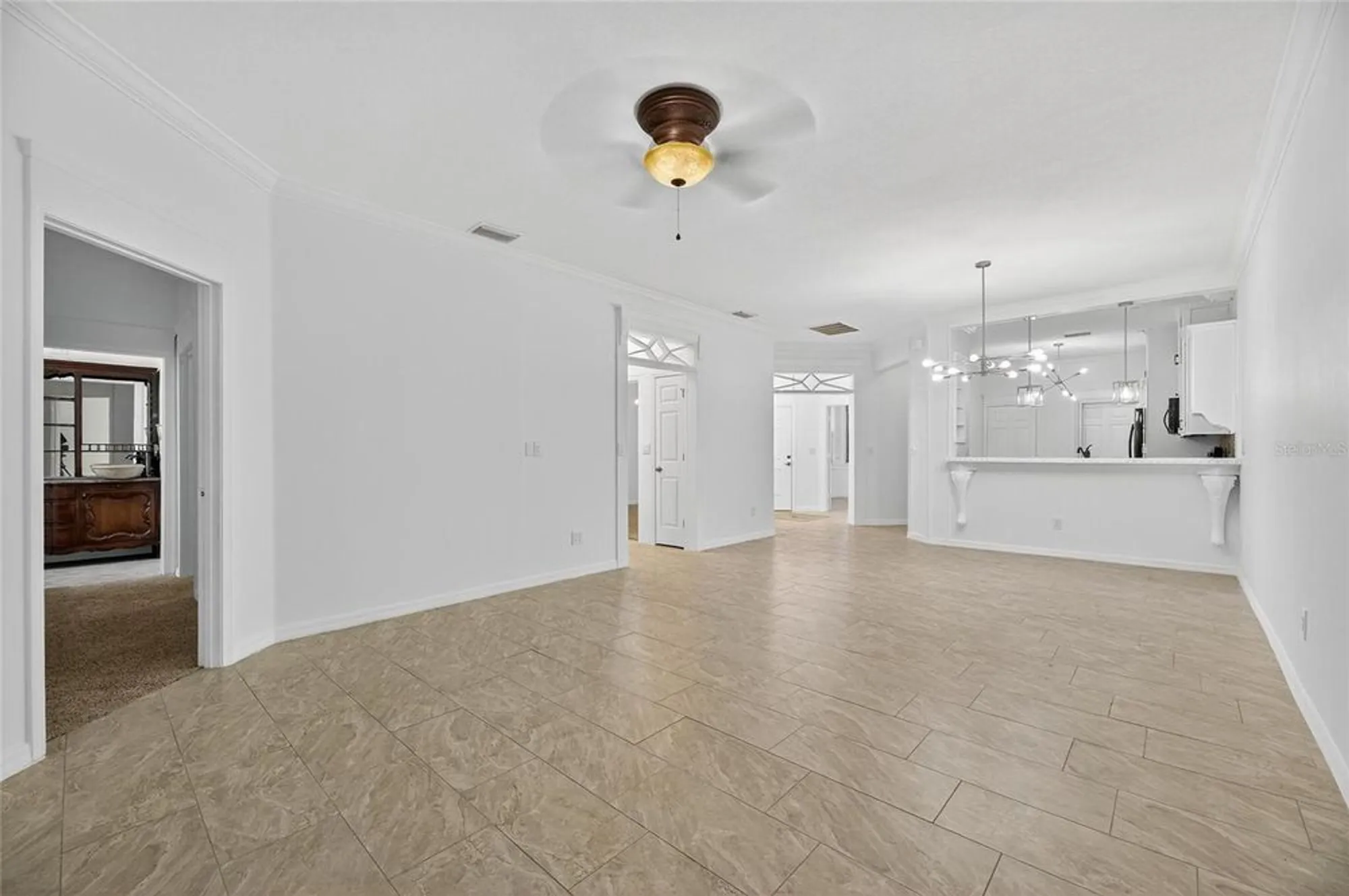 Property Slideshow image 14 of 36 | 329 seneca falls dr, Apollo Beach, FL, 33572