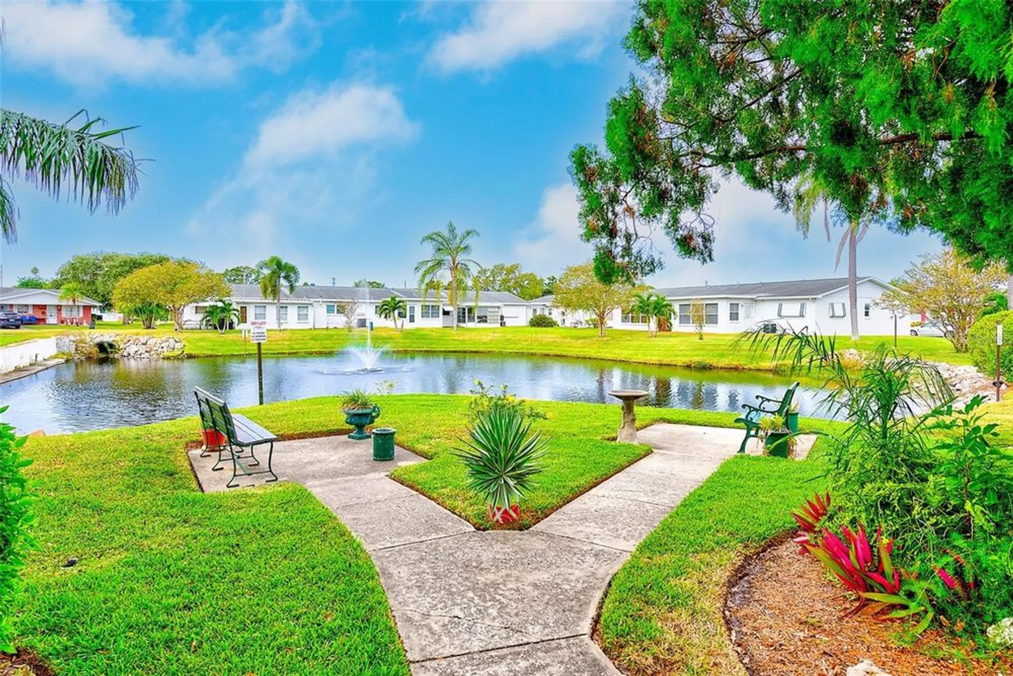 Property Slideshow image 24 of 32 | 4995 trillium ct, Pinellas Park, FL, 33782