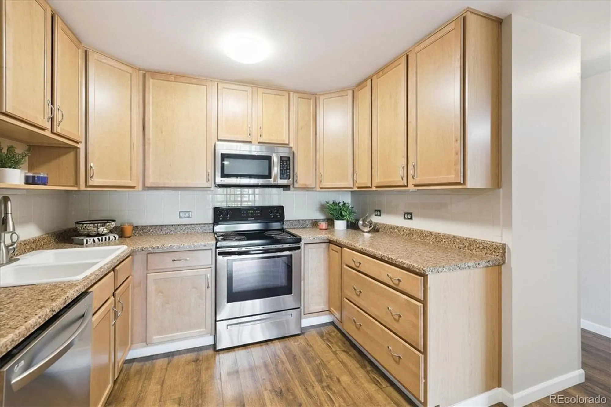 Property Slideshow image 5 of 50 | 9155 e center ave 2d, Denver, CO, 80247