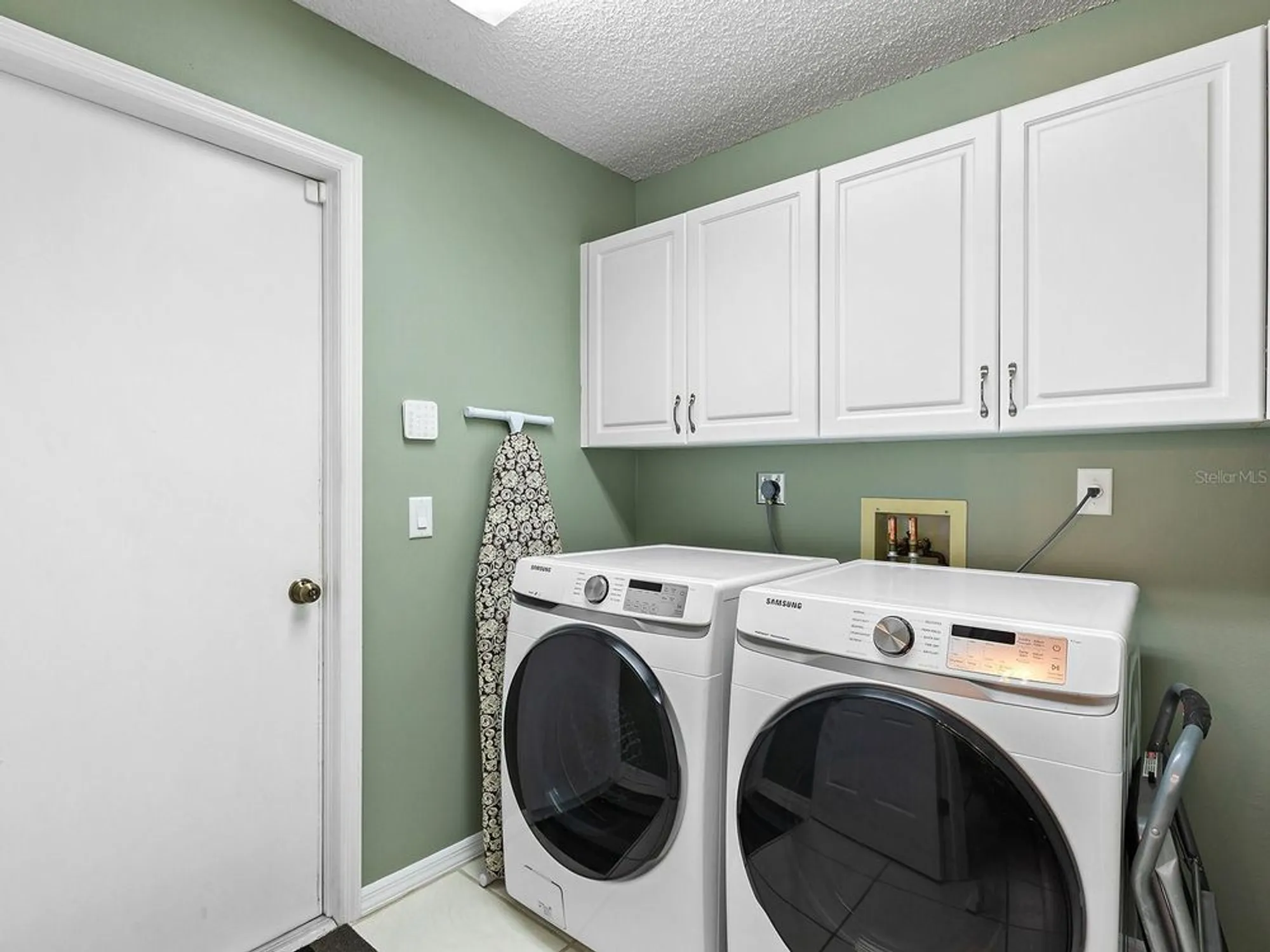 Property Slideshow image 18 of 41 | 114 southampton pl 237, Venice, FL, 34293