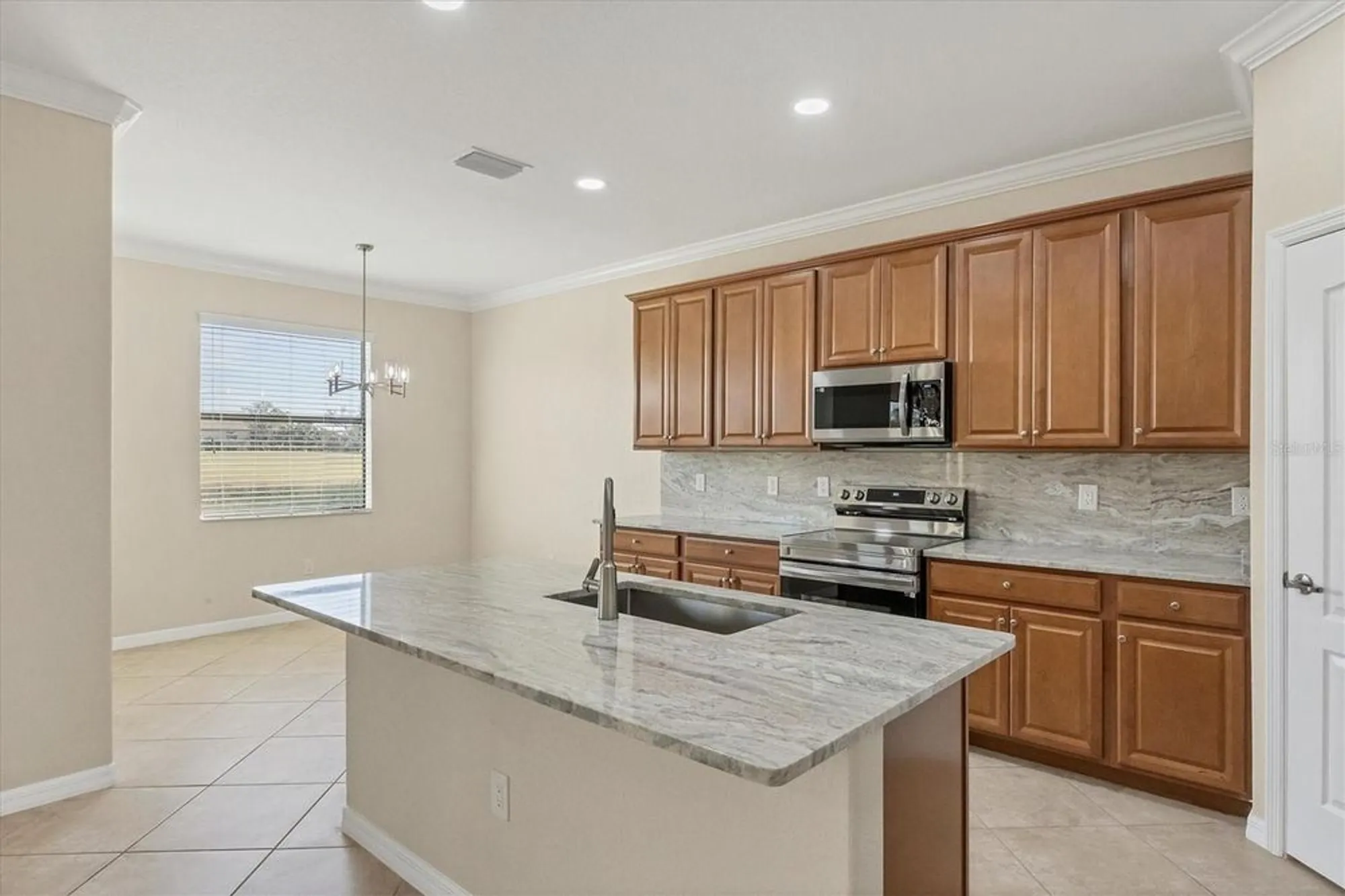 Property Slideshow image 7 of 63 | 6868 wild lake ter, Bradenton, FL, 34212