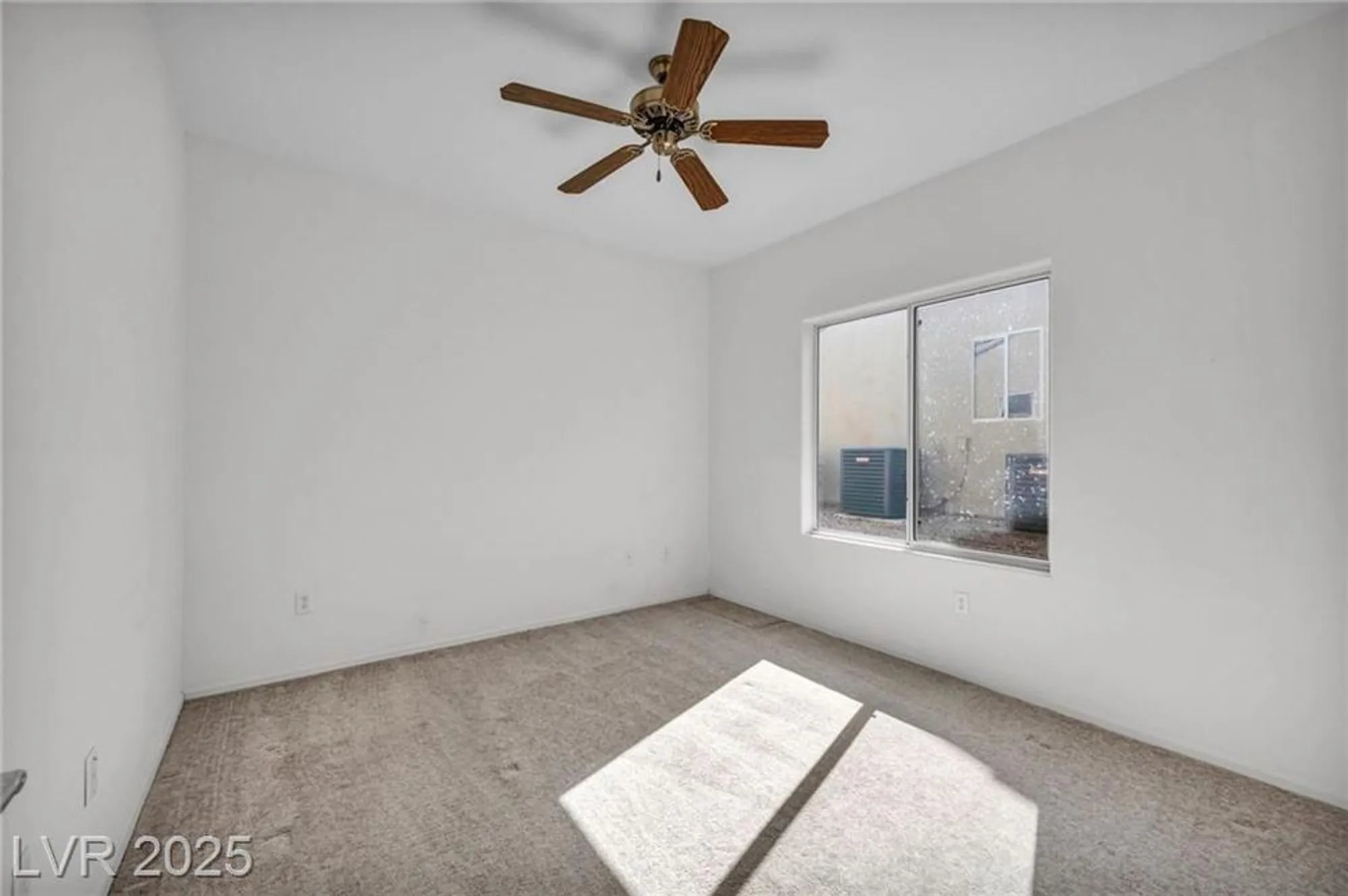 Property Slideshow image 48 of 71 | 2567 evening sky dr, Henderson, NV, 89052