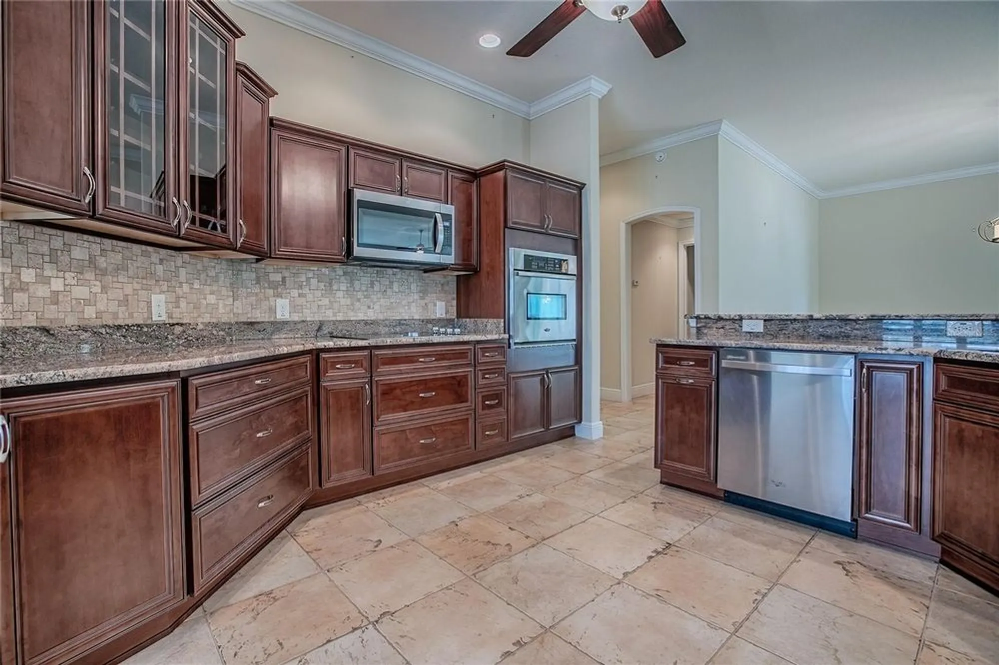 Property Slideshow image 10 of 73 | 527 beville pl, The Villages, FL, 32163