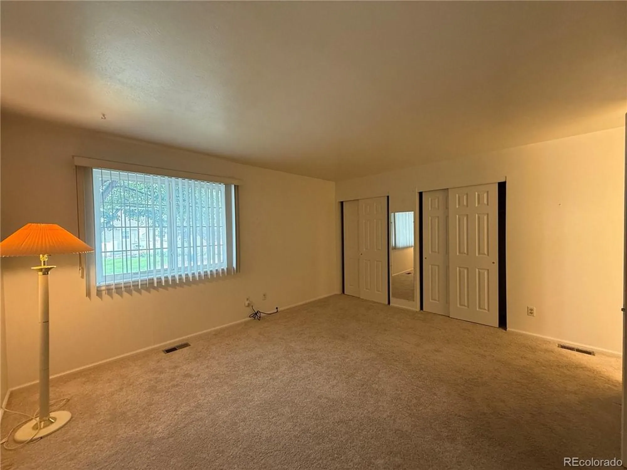 Property Slideshow image 12 of 28 | 13922 e linvale pl, Aurora, CO, 80014