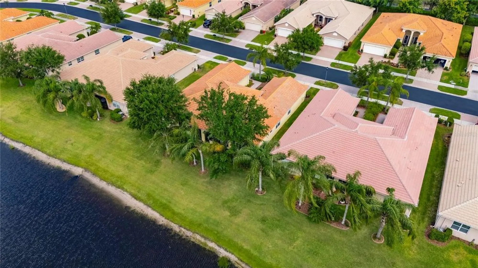 Property Slideshow image 43 of 81 | 16261 amethyst key dr, Wimauma, FL, 33598