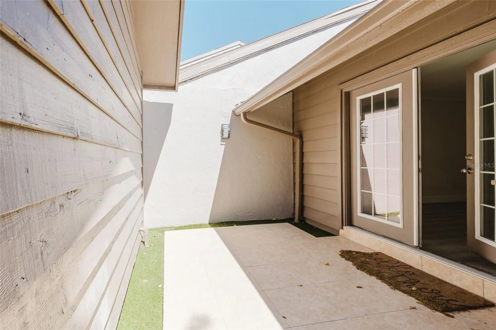 Property Slideshow image 51 of 53 | 5604 doral dr, Sarasota, FL, 34243