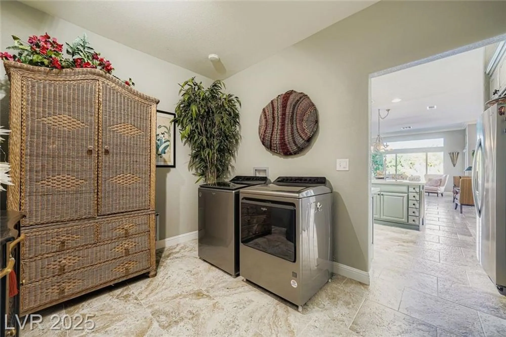 Property Slideshow image 24 of 28 | 9100 garden view dr, Las Vegas, NV, 89134