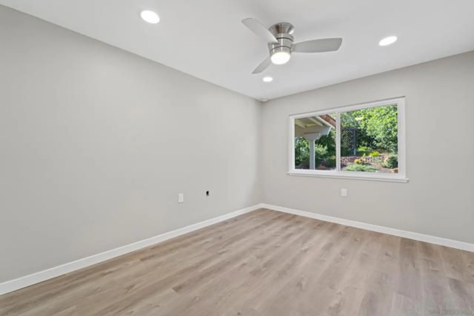 Property Slideshow image 20 of 35 | 12424 rios rd, San Diego, CA, 92128