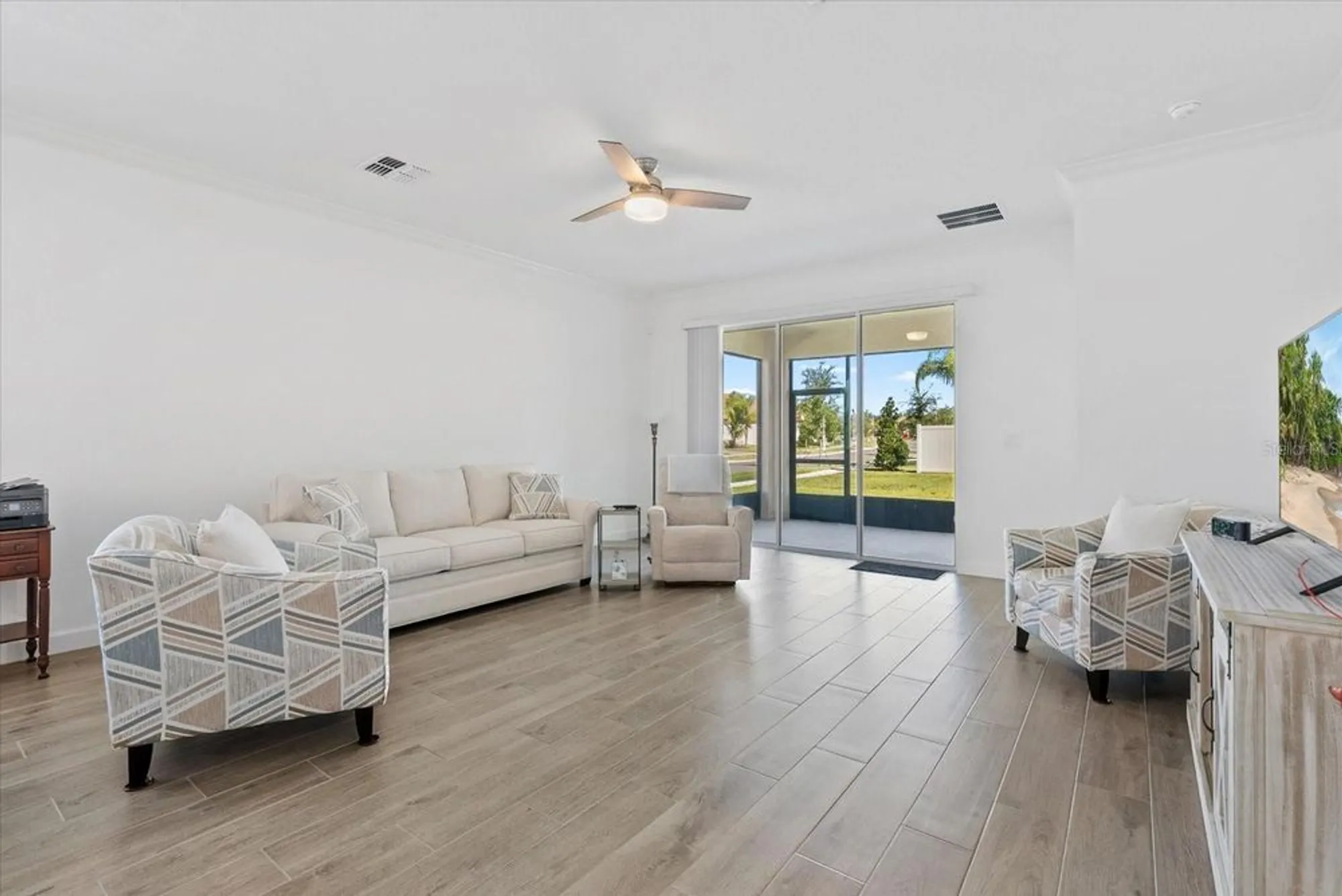 Property Slideshow image 19 of 52 | 5524 little path dr, Wimauma, FL, 33598