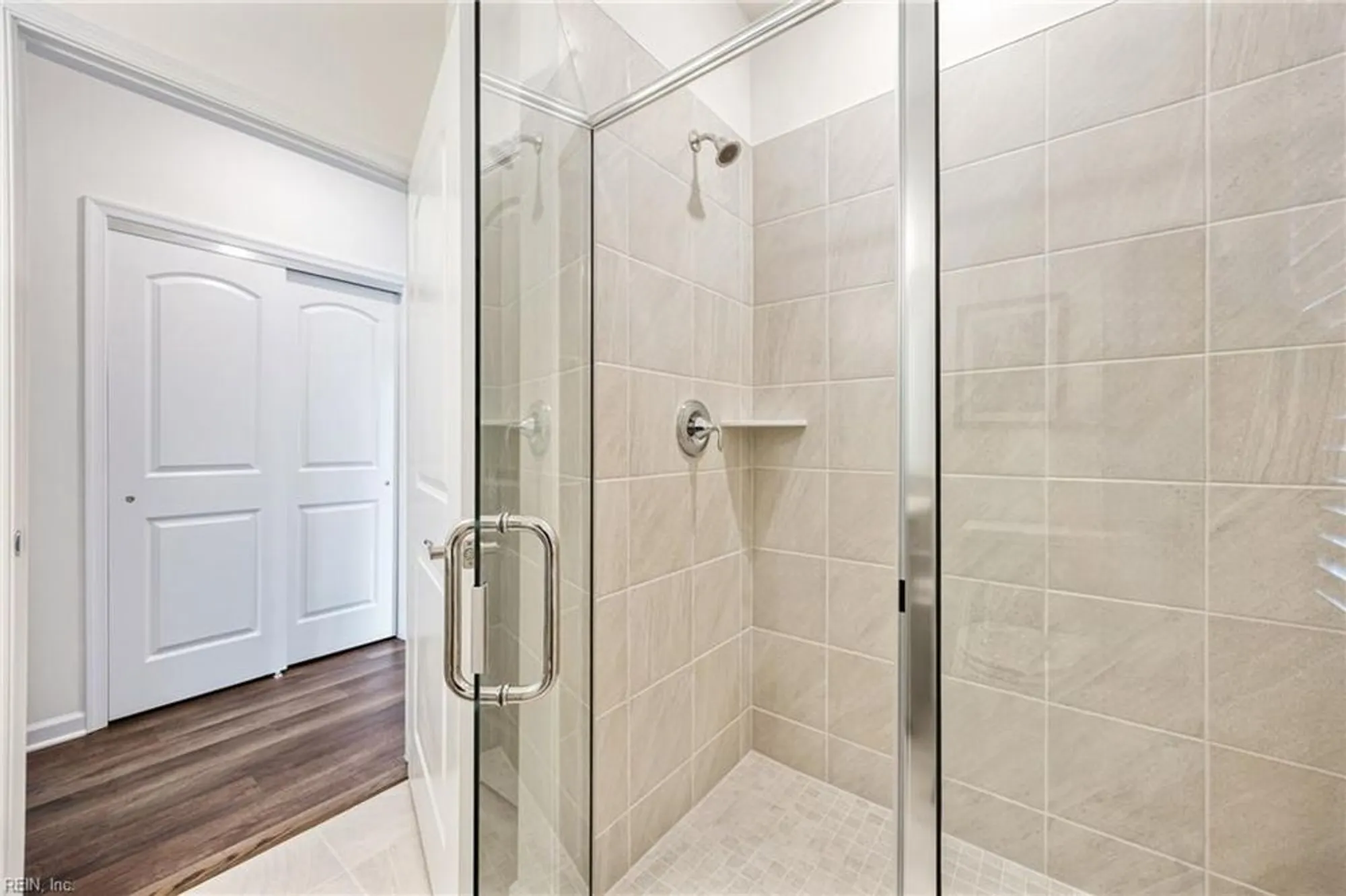 Property Slideshow image 5 of 47 | 204 cathedral st, Smithfield, VA, 23430