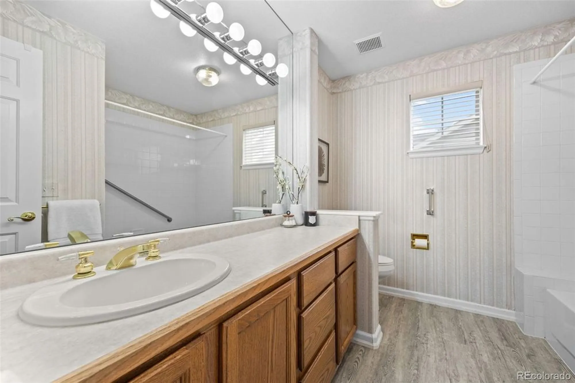 Property Slideshow image 22 of 48 | 2730 w riverwalk cir a, Littleton, CO, 80123