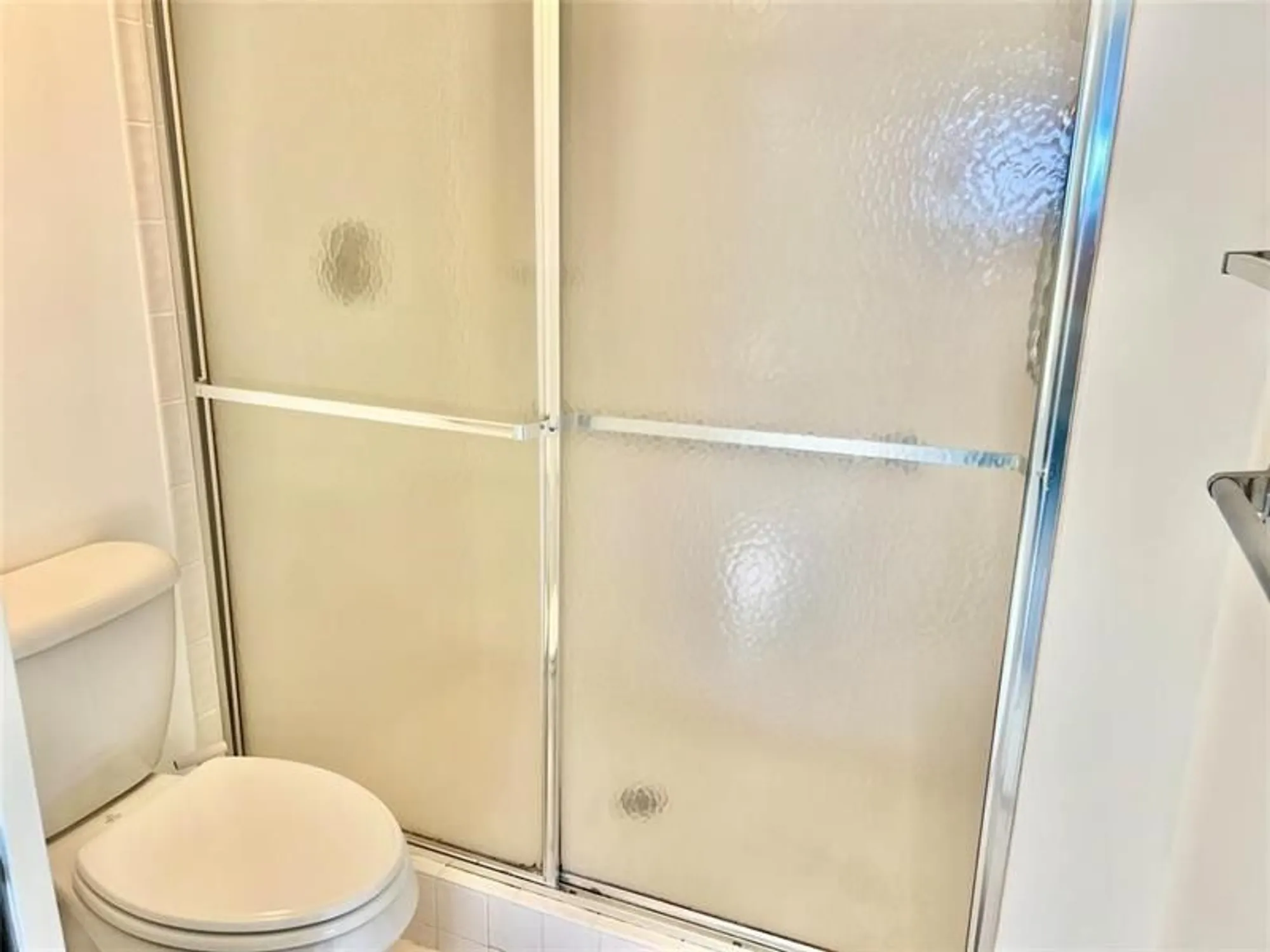 Property Slideshow image 14 of 23 | 9587 weldon cir apt b204, Tamarac, FL, 33321