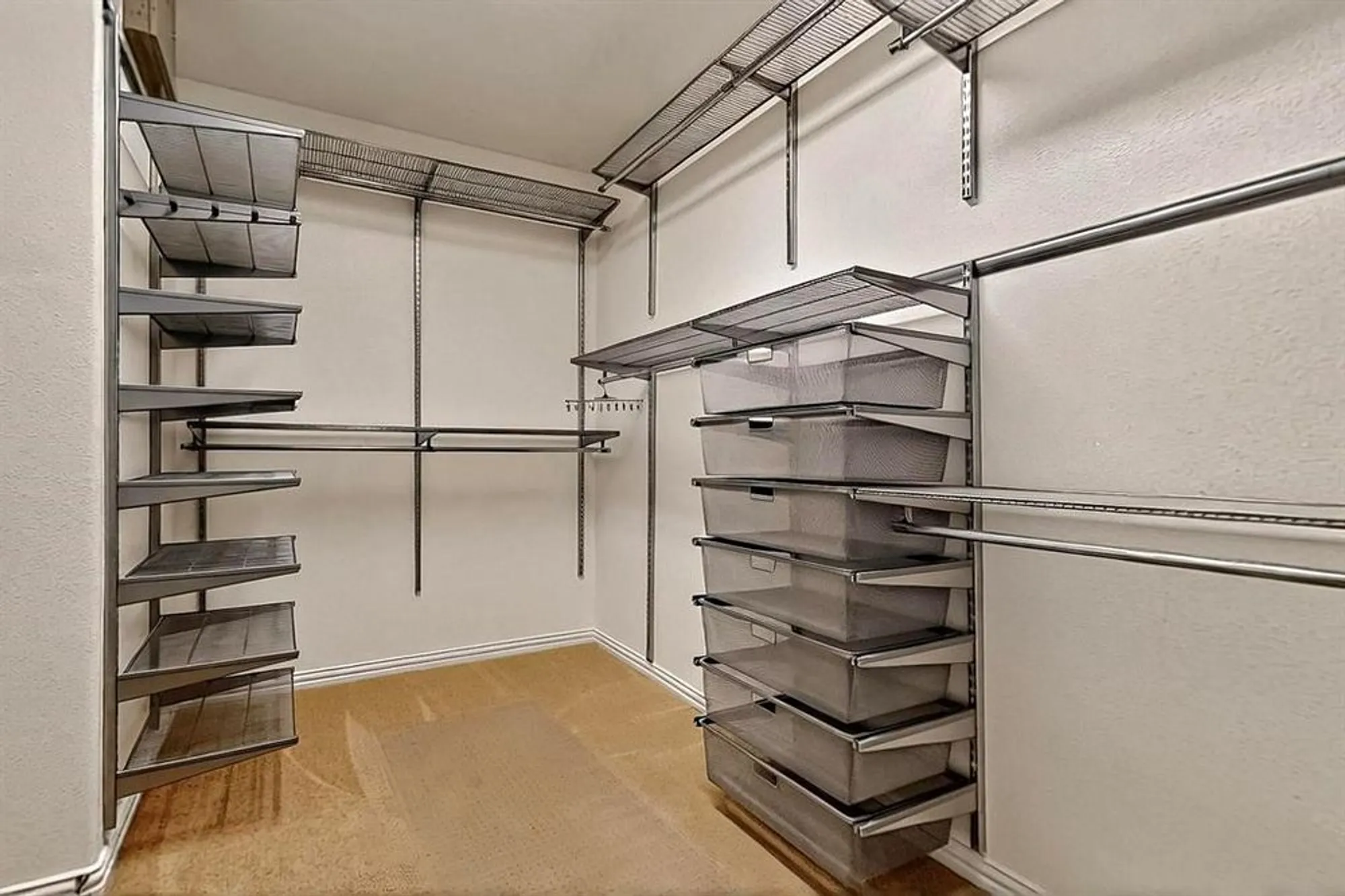 Property Slideshow image 26 of 38 | 11908 glenbrook st, Denton, TX, 76207