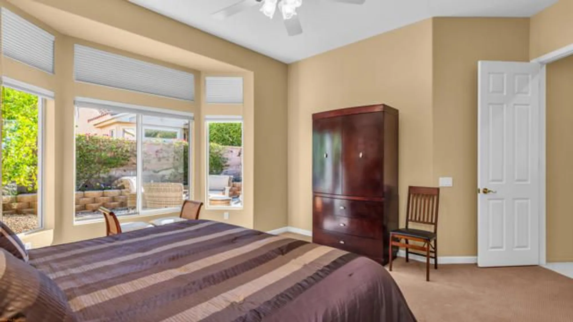 Property Slideshow image 14 of 48 | 38608 bent palm dr, Palm Desert, CA, 92211