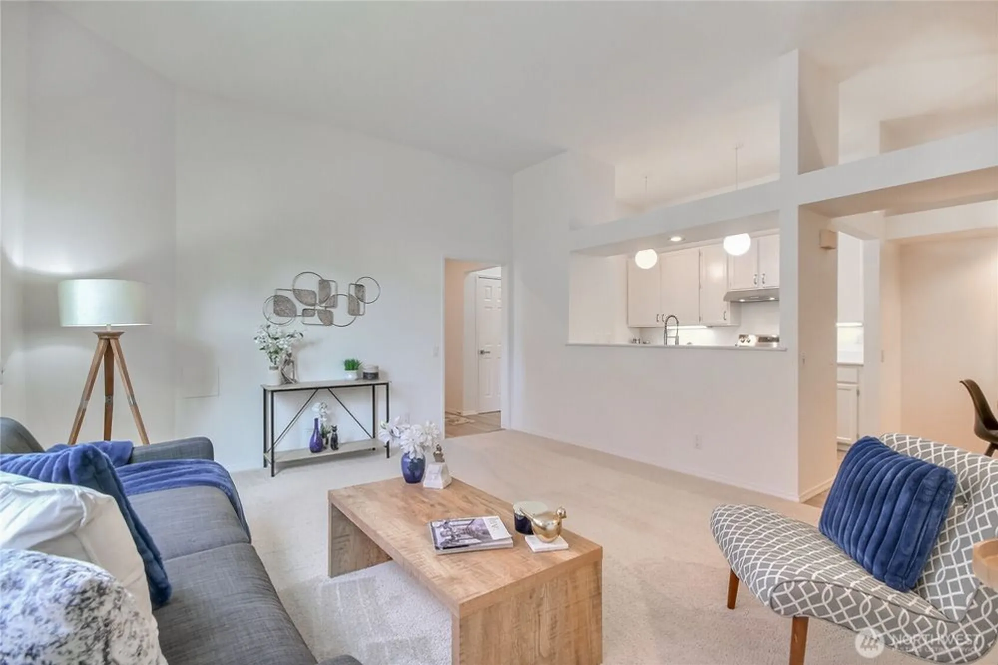 Property Slideshow image 14 of 38 | 4228 221st pl se # 1083, Issaquah, WA, 98029