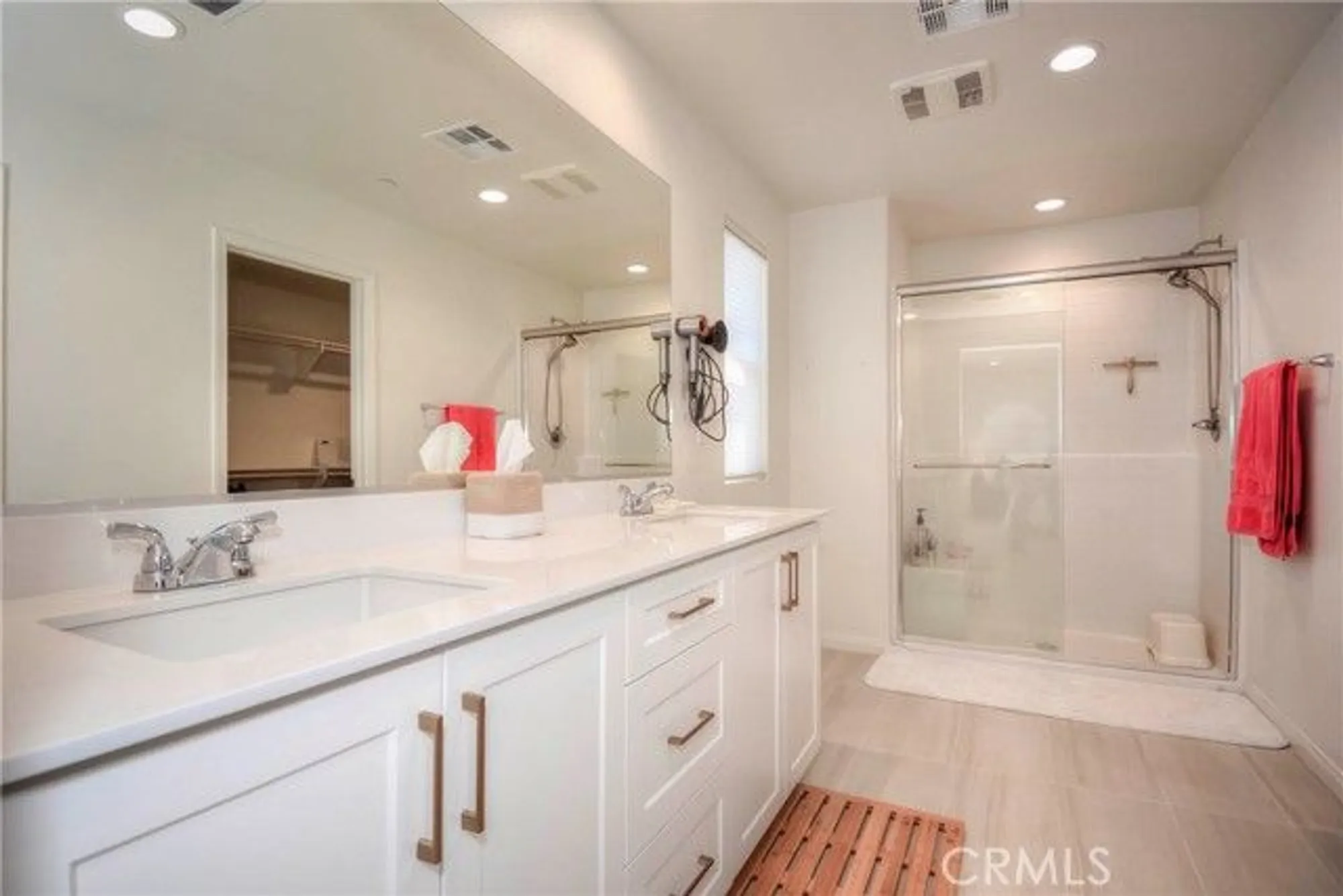 Property Slideshow image 33 of 45 | 24218 hillcrest dr, Corona, CA, 92883