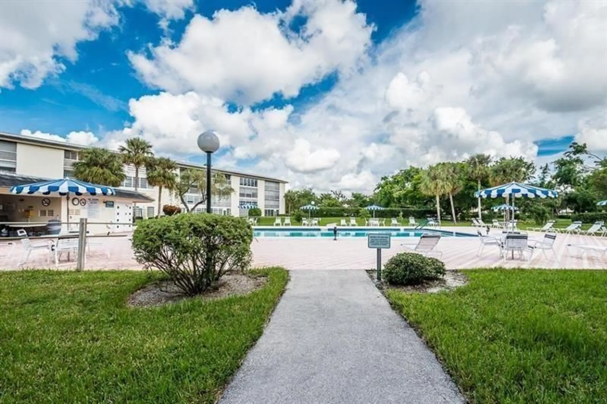 Property Slideshow image 24 of 26 | 2504 antigua ter j3, Coconut Creek, FL, 33066