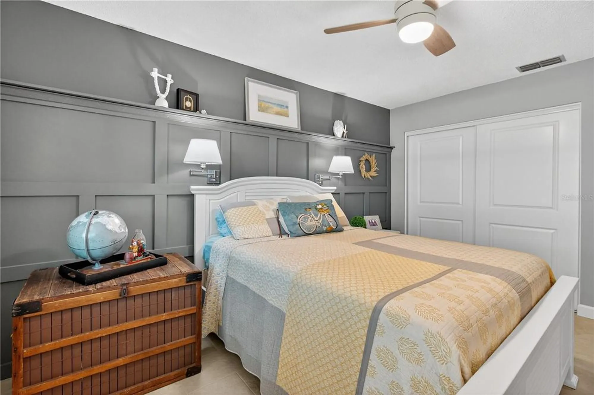 Property Slideshow image 18 of 35 | 839 glen more ct c, Palm Harbor, FL, 34684