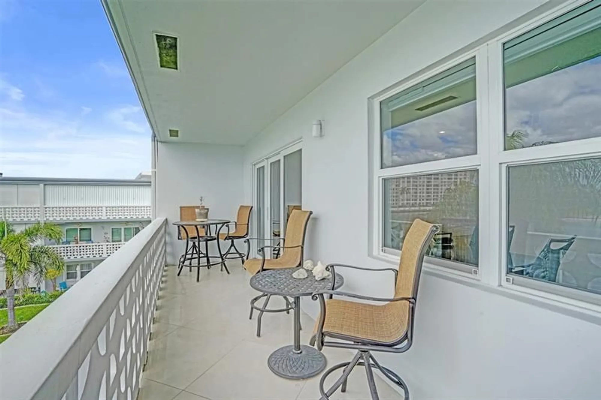 Property Slideshow image 34 of 49 | 1001 n riverside dr 304, Pompano Beach, FL, 33062