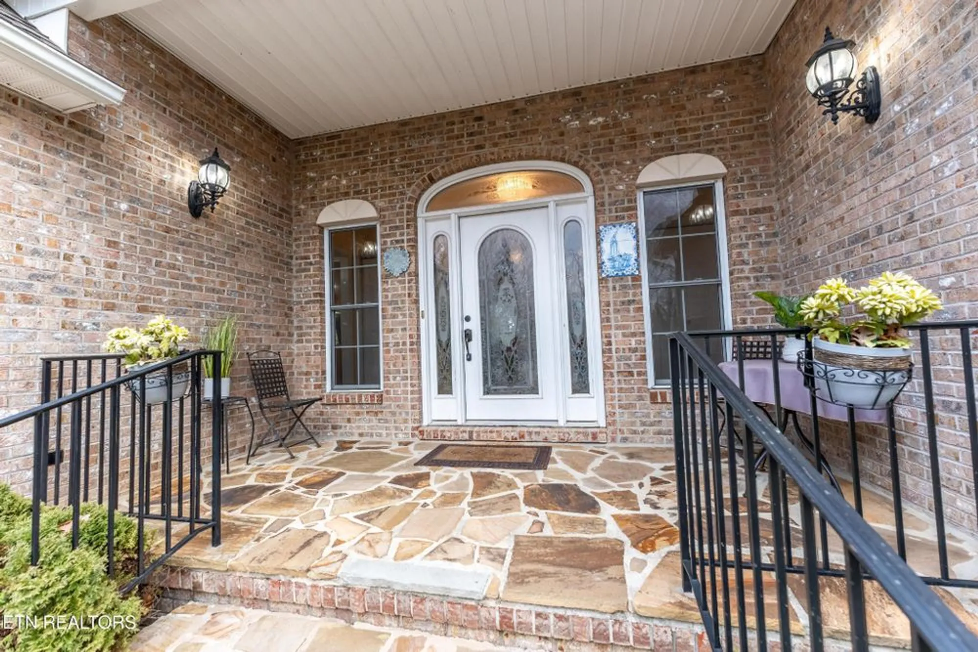 Property Slideshow image 3 of 48 | 31 oakcrest ct, Crossville, TN, 38558
