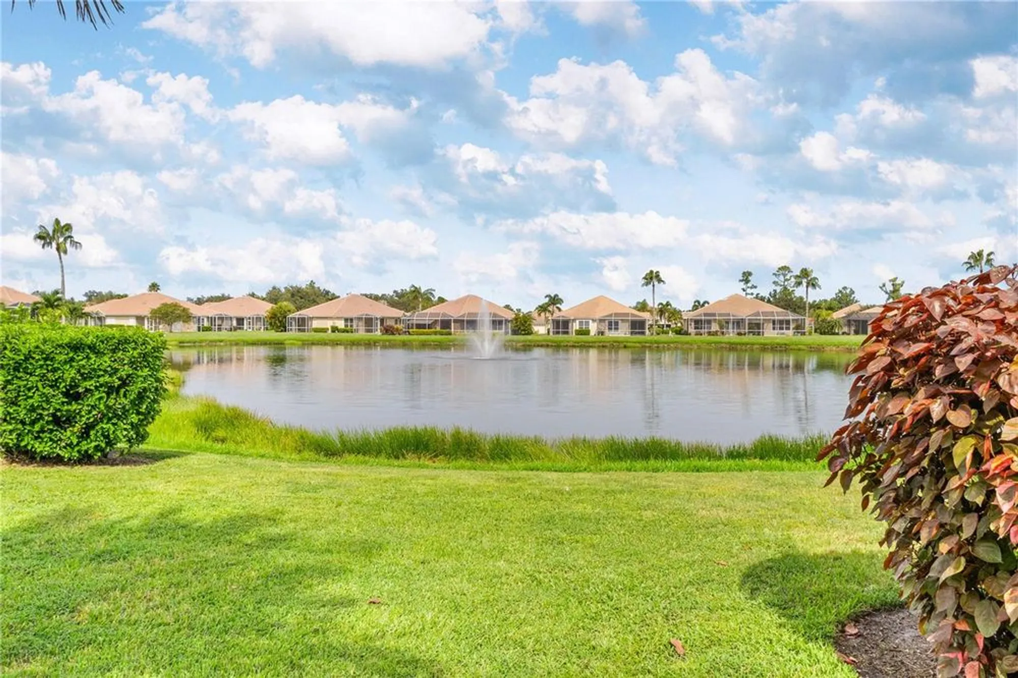 Property Slideshow image 21 of 57 | 5064 whispering oaks dr, North Port, FL, 34287