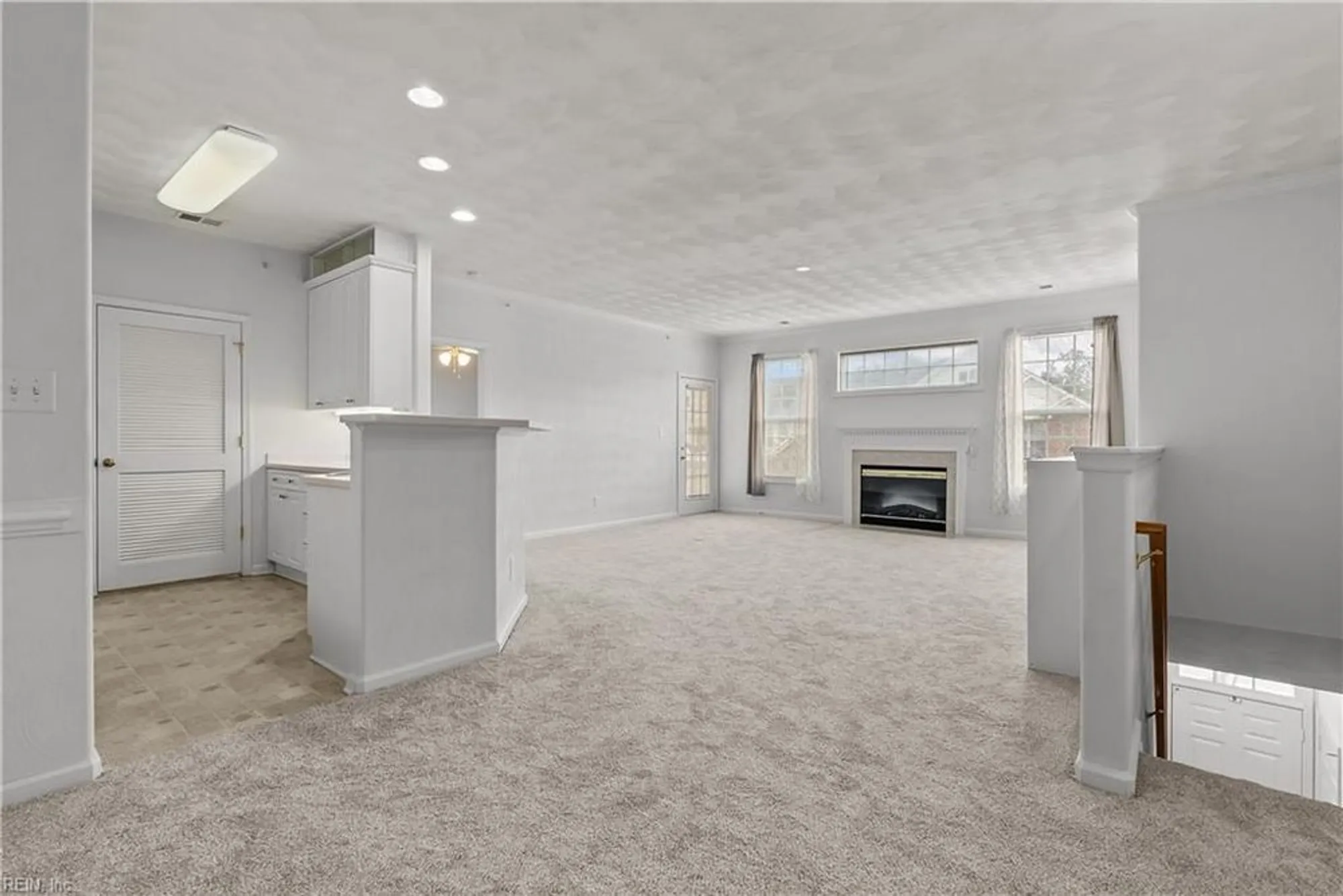 Property Slideshow image 10 of 41 | 3532 winding trail cir, Virginia Beach, VA, 23456