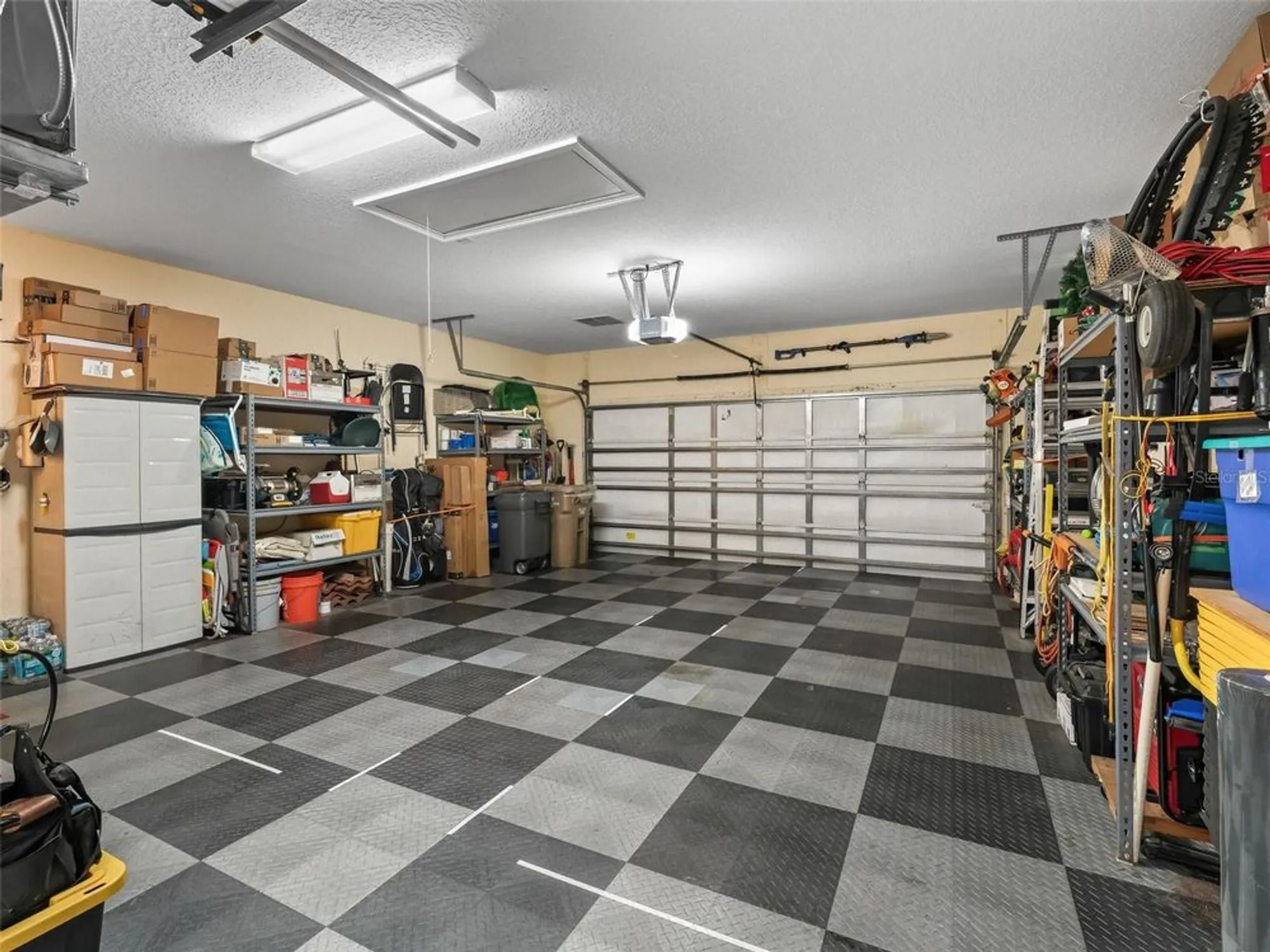 Property Slideshow image 40 of 57 | 5235 island terrace ct, Lady Lake, FL, 32159