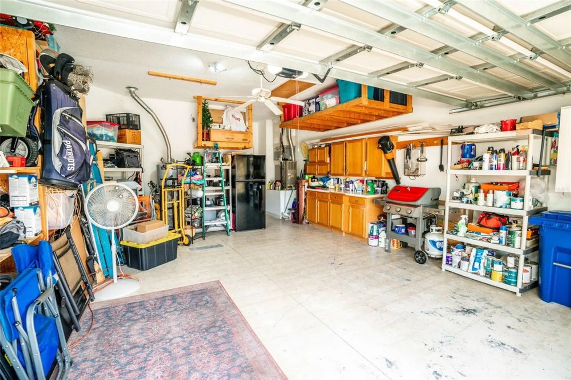 Property Slideshow image 23 of 39 | 2427 sifield greens way, Sun City Center, FL, 33573