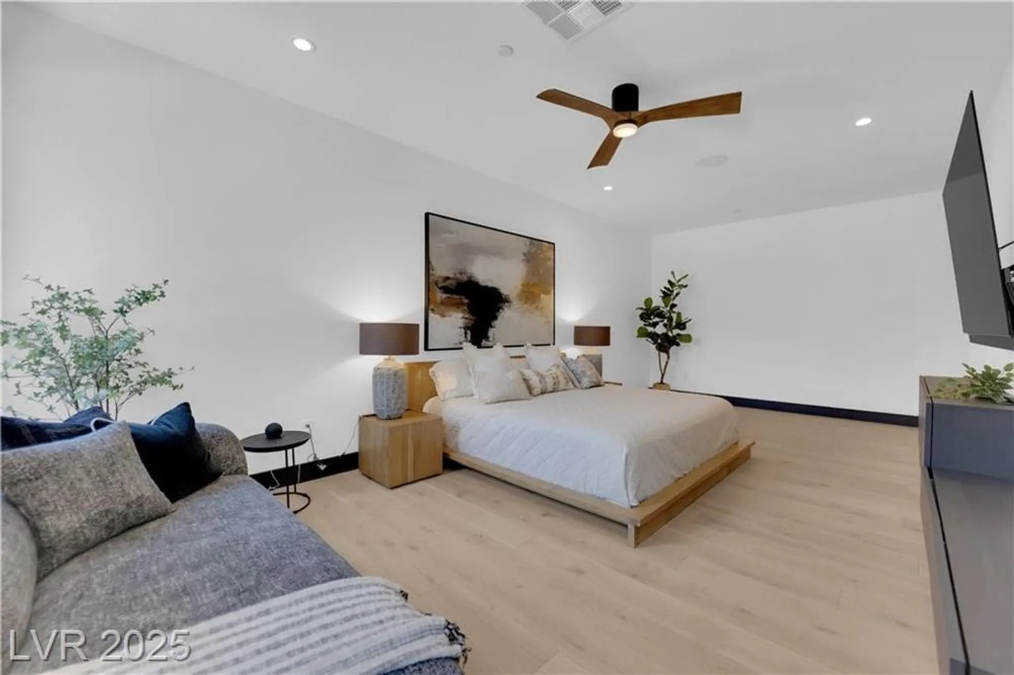 Property Slideshow image 46 of 95 | 16 canyon shores pl, Henderson, NV, 89011