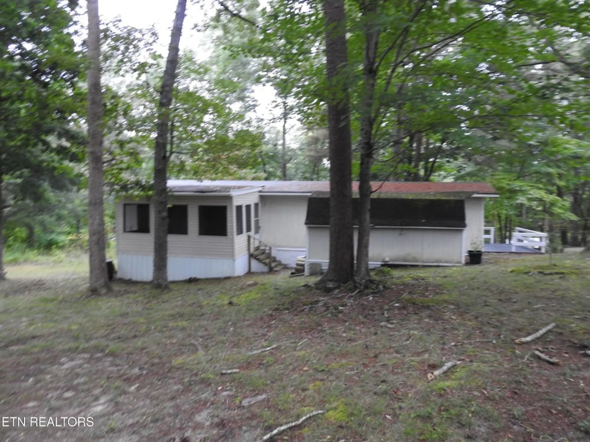 Property Slideshow image 17 of 42 | 244 rugby rd, Crossville, TN, 38558