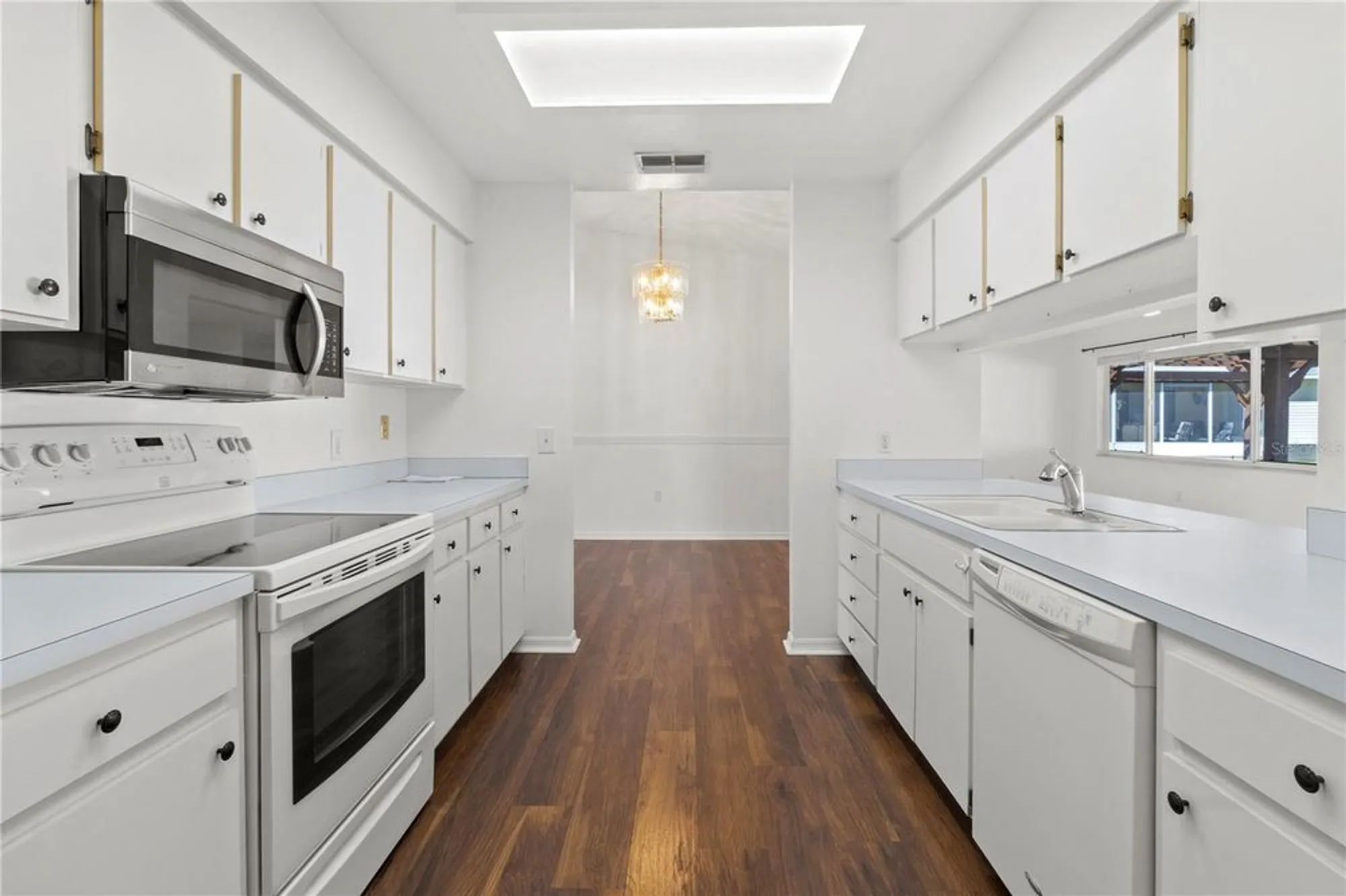 Property Slideshow image 10 of 46 | 1618 birchwood loop, Lakeland, FL, 33811