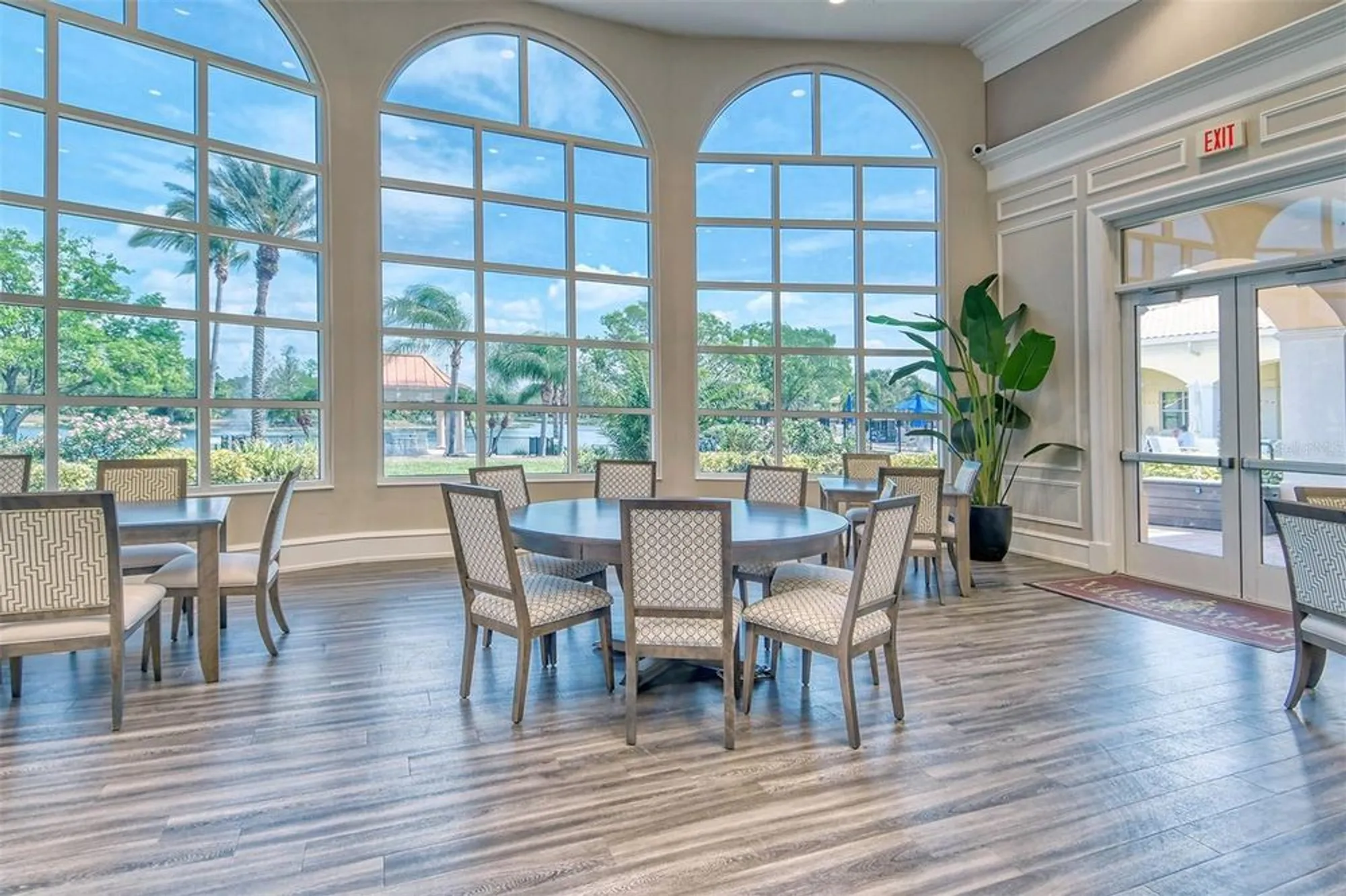 Property Slideshow image 33 of 49 | 5737 ivrea dr, Sarasota, FL, 34238