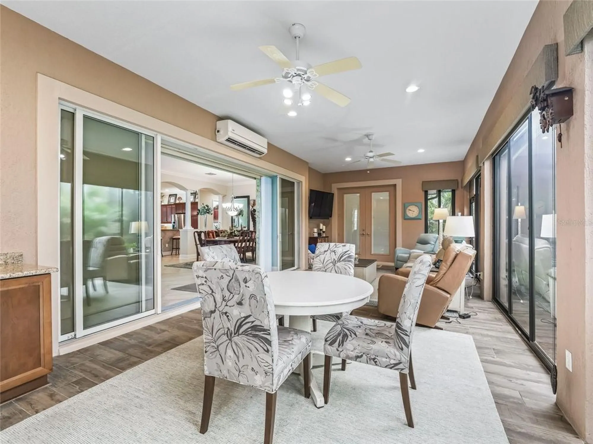 Property Slideshow image 27 of 59 | 2217 isleworth cir, The Villages, FL, 32163