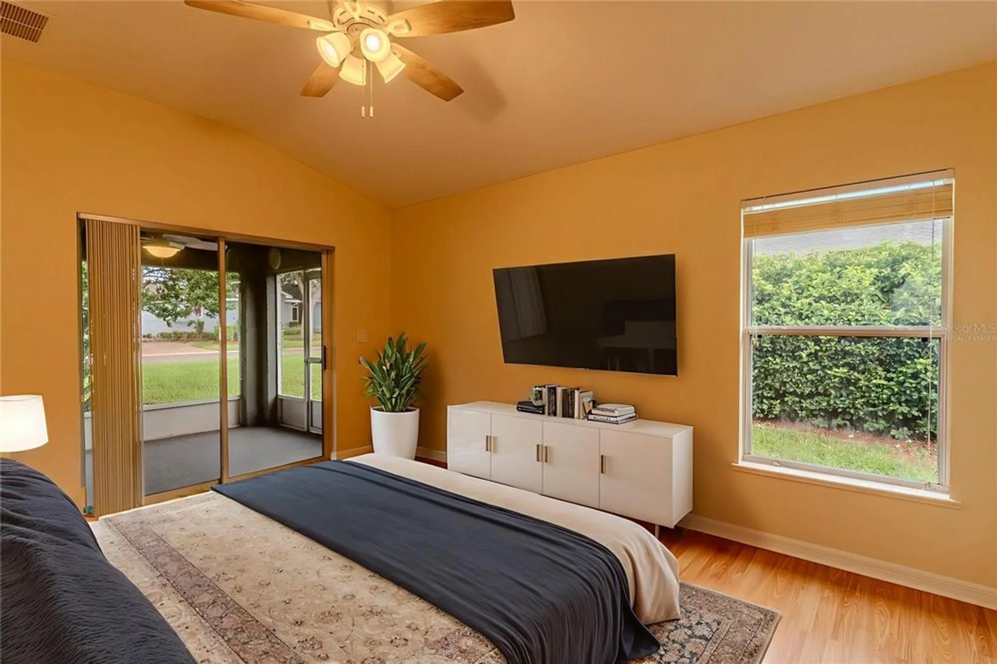 Property Slideshow image 5 of 35 | 4150 bedford ave, Winter Haven, FL, 33884