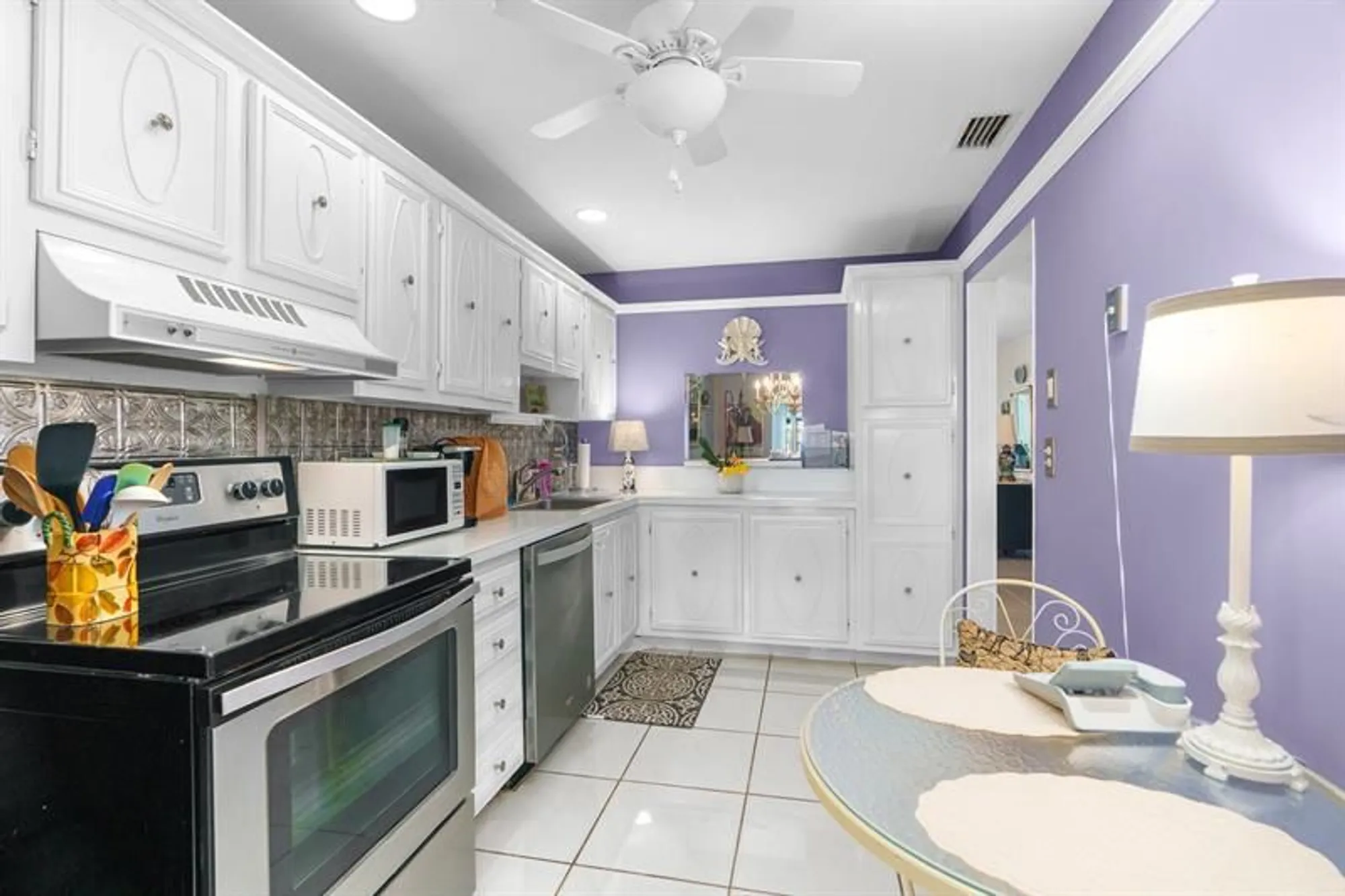 Property Slideshow image 12 of 50 | 8611 nw 11th st # b-161, Plantation, FL, 33322