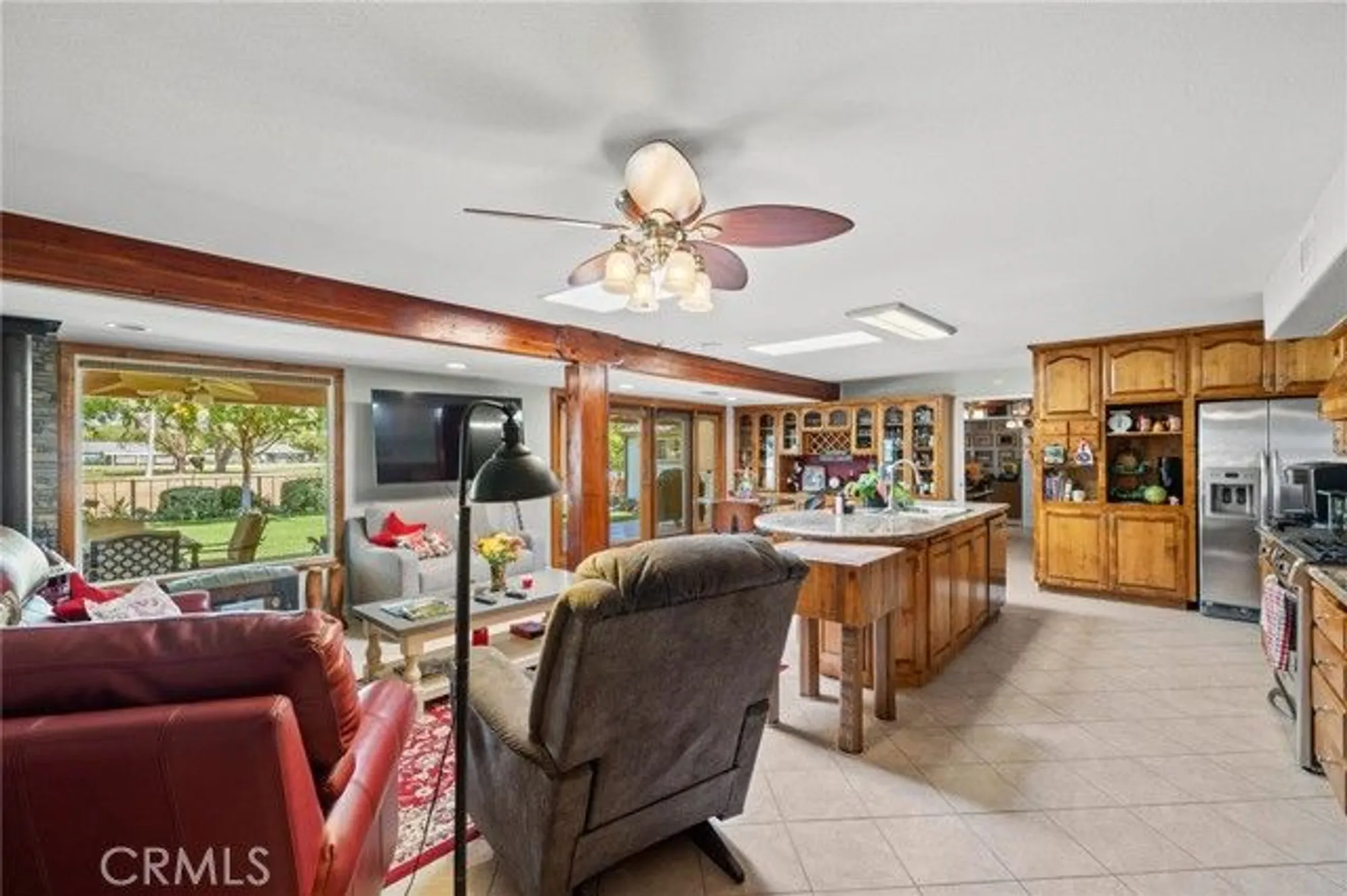 Property Slideshow image 7 of 48 | 704 river oaks dr, Bakersfield, CA, 93309
