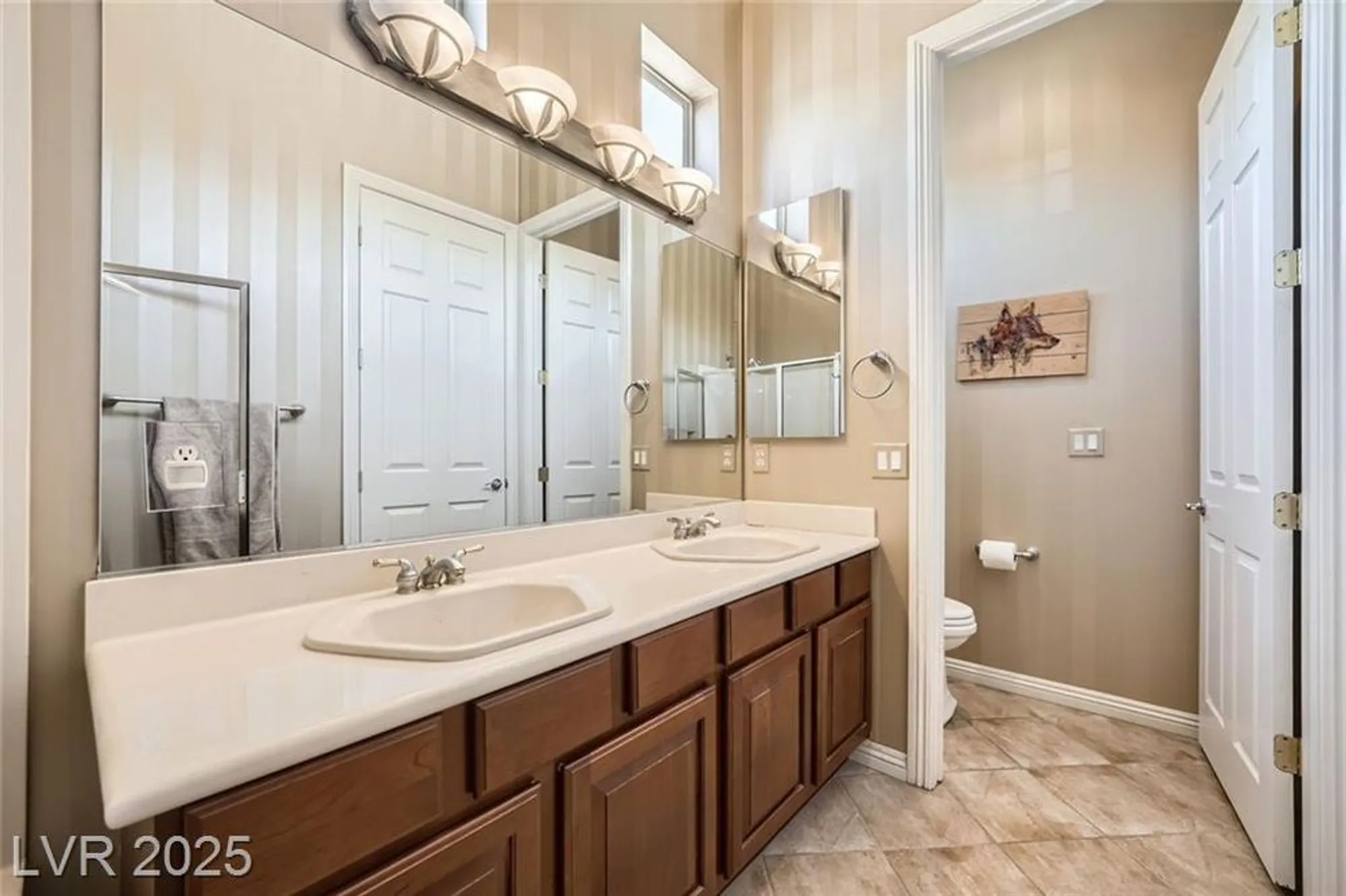 Property Slideshow image 49 of 72 | 4719 riva de romanza st, Las Vegas, NV, 89135