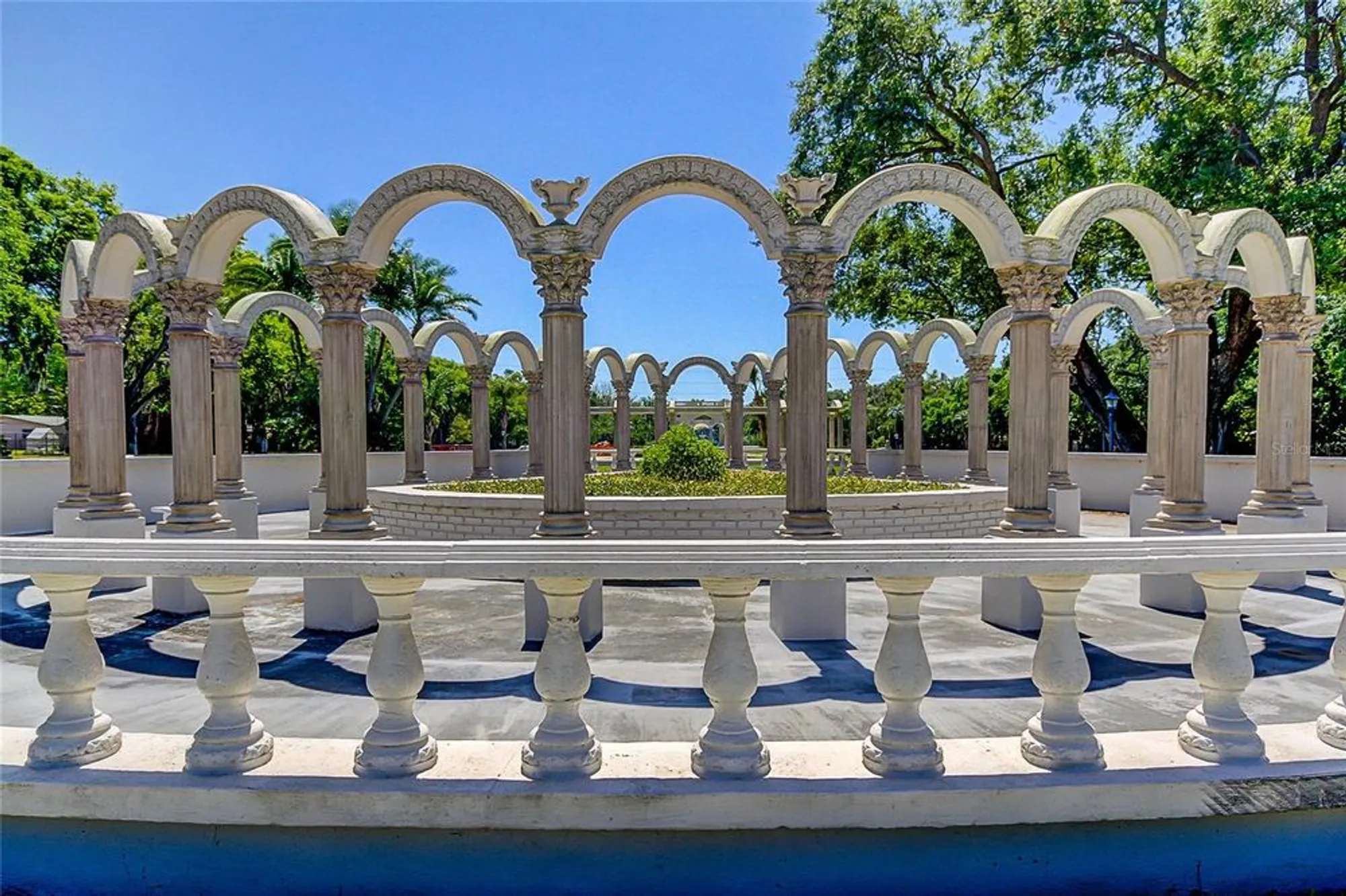 Property Slideshow image 55 of 75 | 2457 ecuadorian way apt 57, Clearwater, FL, 33763