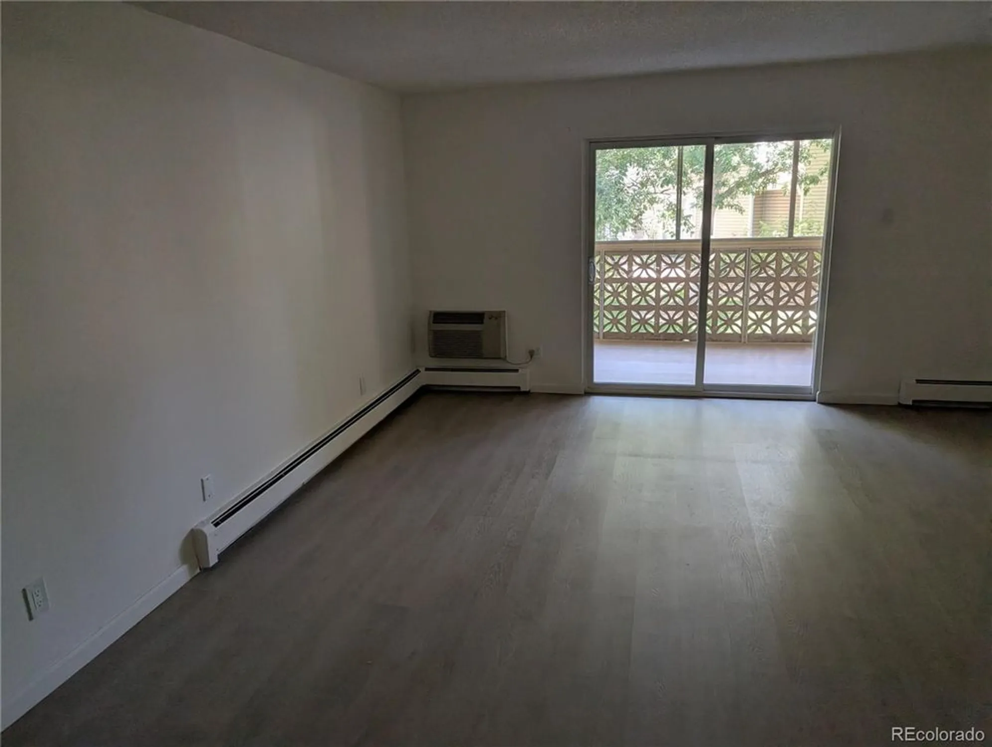 Property Slideshow image 5 of 20 | 3184 s heather gardens way 212, Aurora, CO, 80014