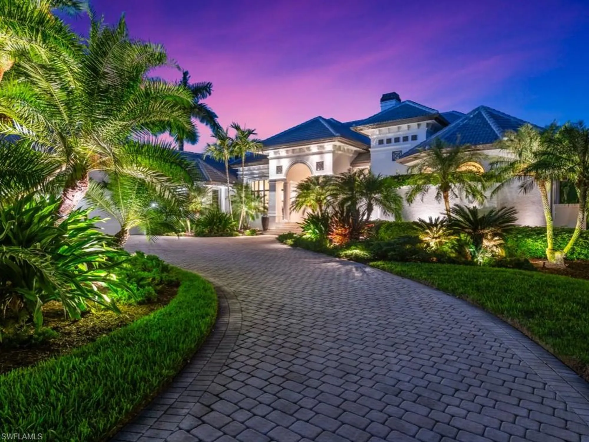 Property Slideshow image 1 of 50 | 26271 woodlyn dr, Bonita Springs, FL, 34134