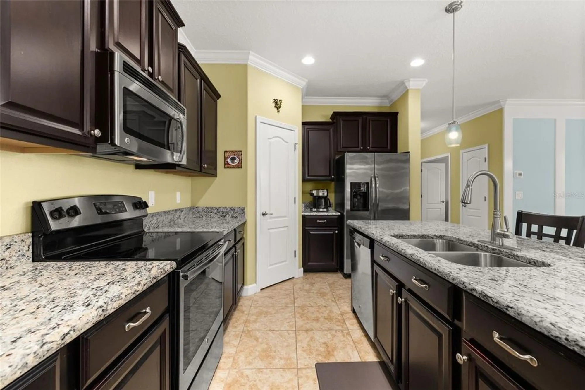 Property Slideshow image 13 of 69 | 3606 solana cir, Clermont, FL, 34711