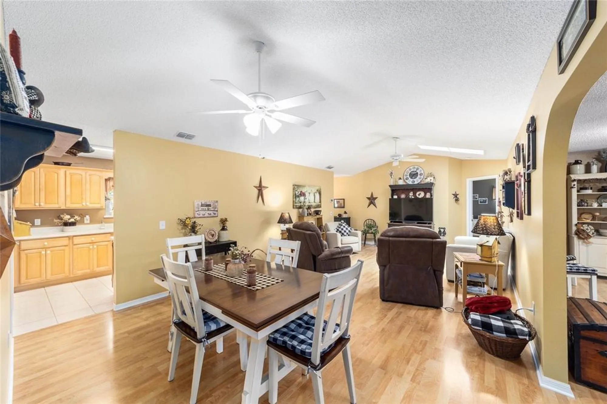 Property Slideshow image 14 of 44 | 6490 sw 84th st, Ocala, FL, 34476