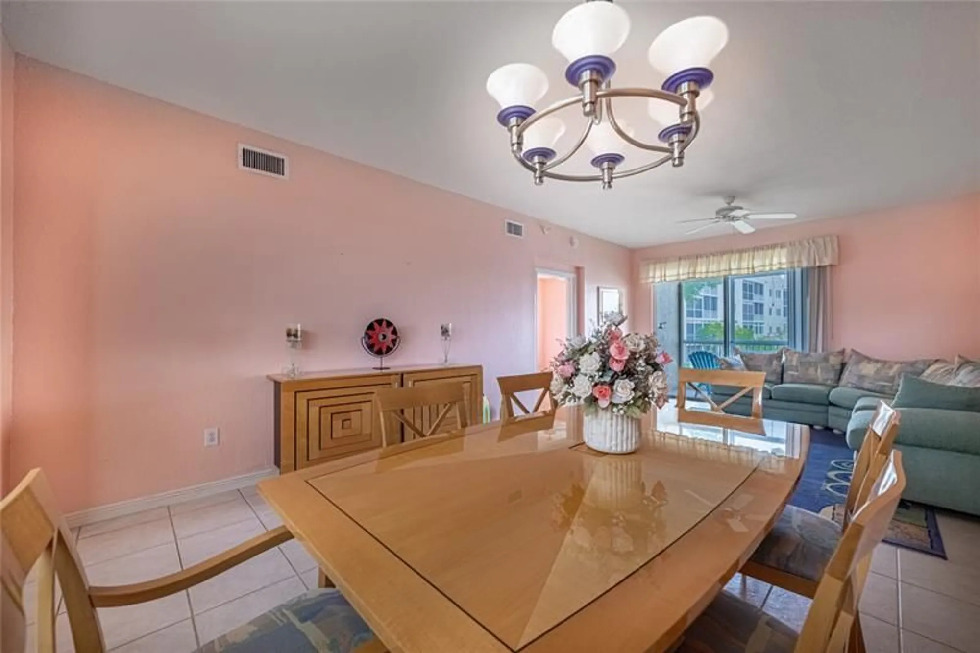 Property Slideshow image 13 of 39 | 7739 southampton ter 202, Tamarac, FL, 33321