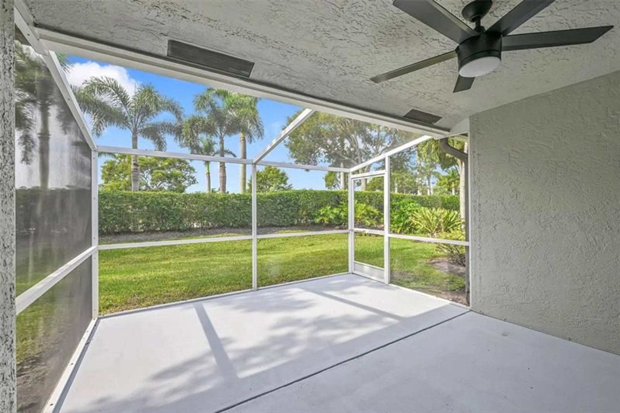 Property Slideshow image 15 of 62 | 8402 logia cir, Boynton Beach, FL, 33472