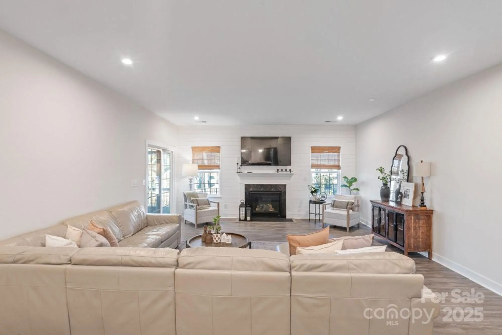 Property Slideshow image 8 of 47 | 5066 summer surprise ln, Charlotte, NC, 28215