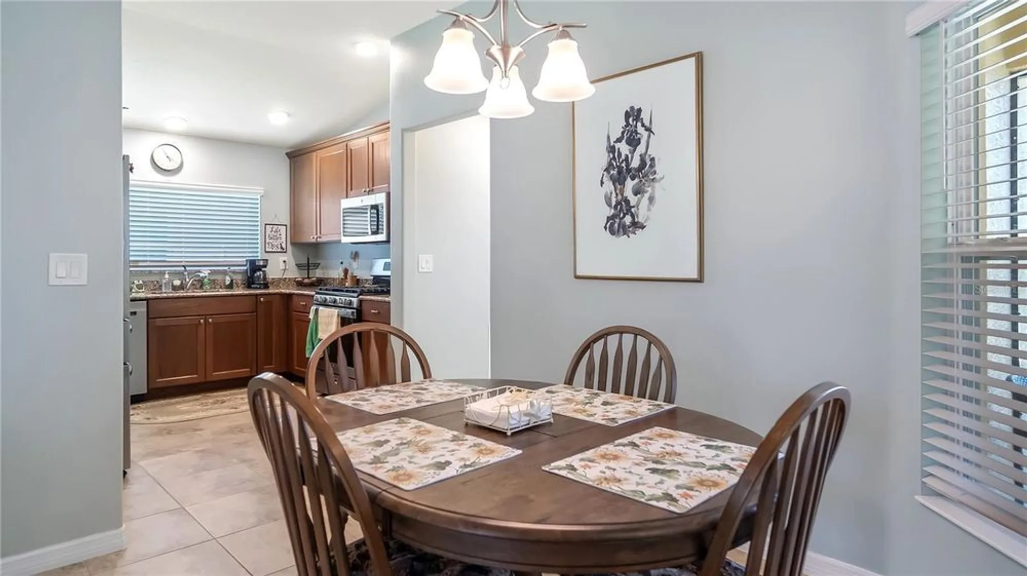 Property Slideshow image 10 of 62 | 4671 spring grove ln, Leesburg, FL, 34748