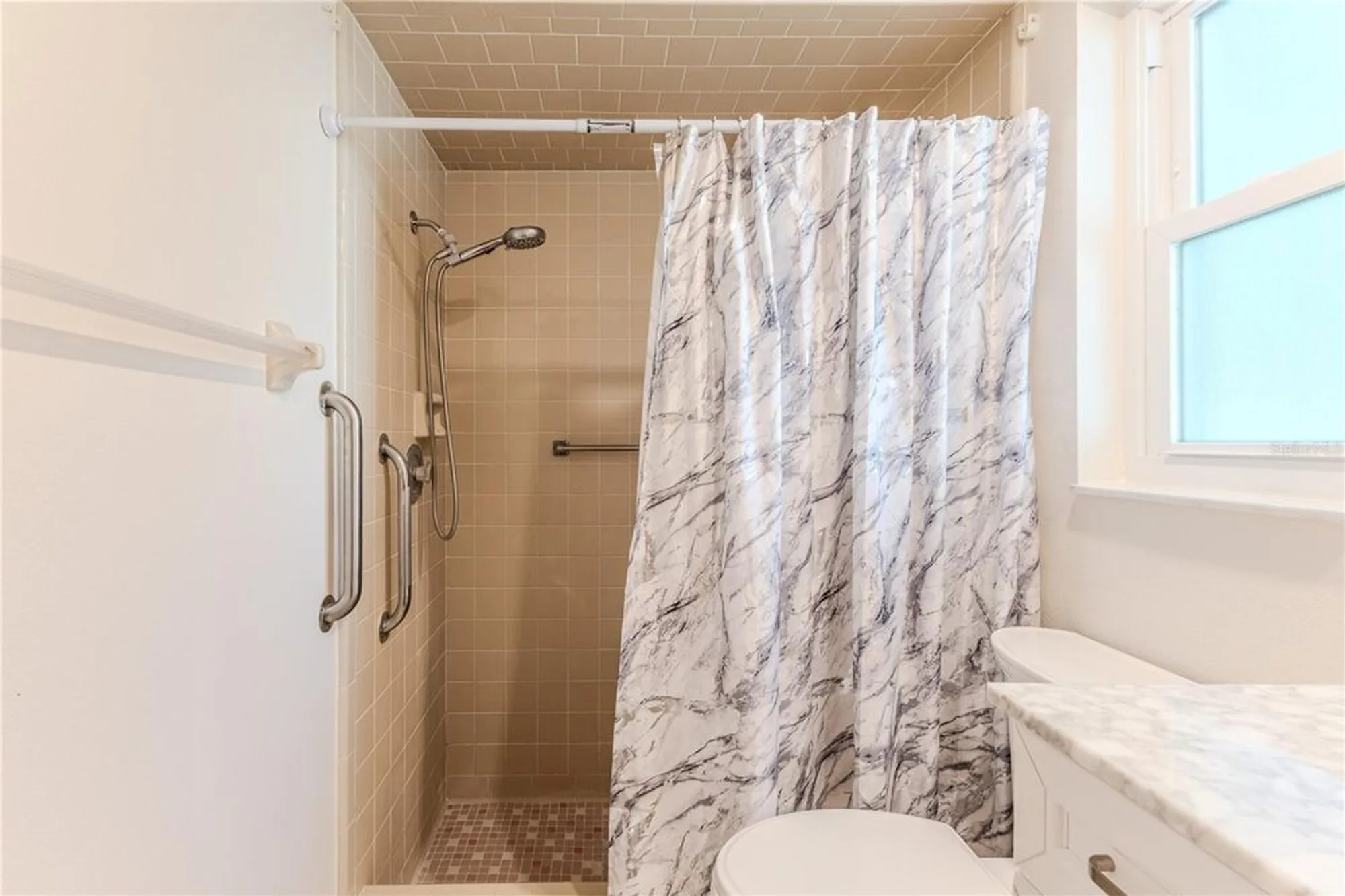 Property Slideshow image 34 of 71 | 2692 royal ridge dr, Spring Hill, FL, 34606