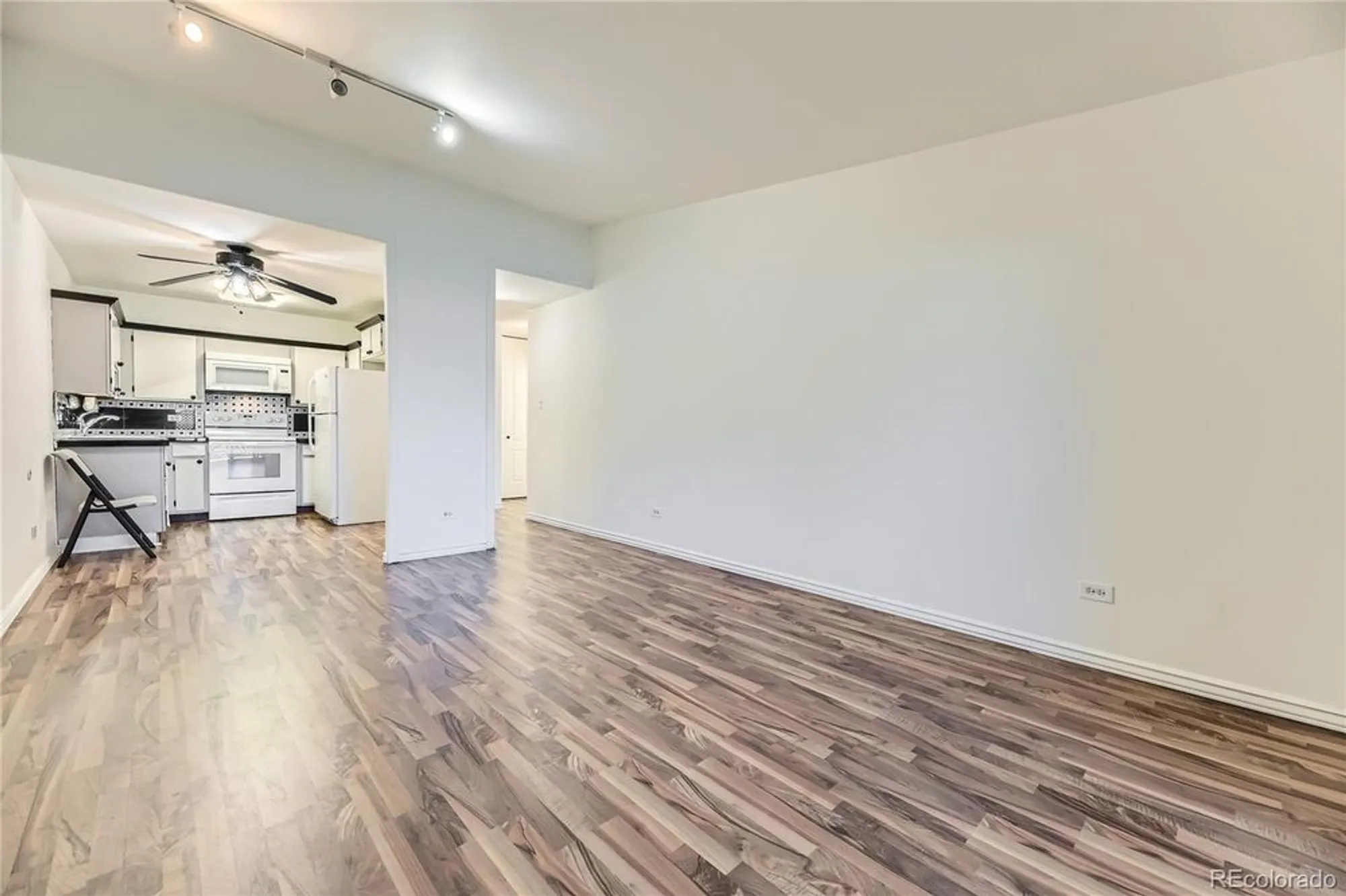 Property Slideshow image 3 of 15 | 735 s clinton st apt 5b, Denver, CO, 80247