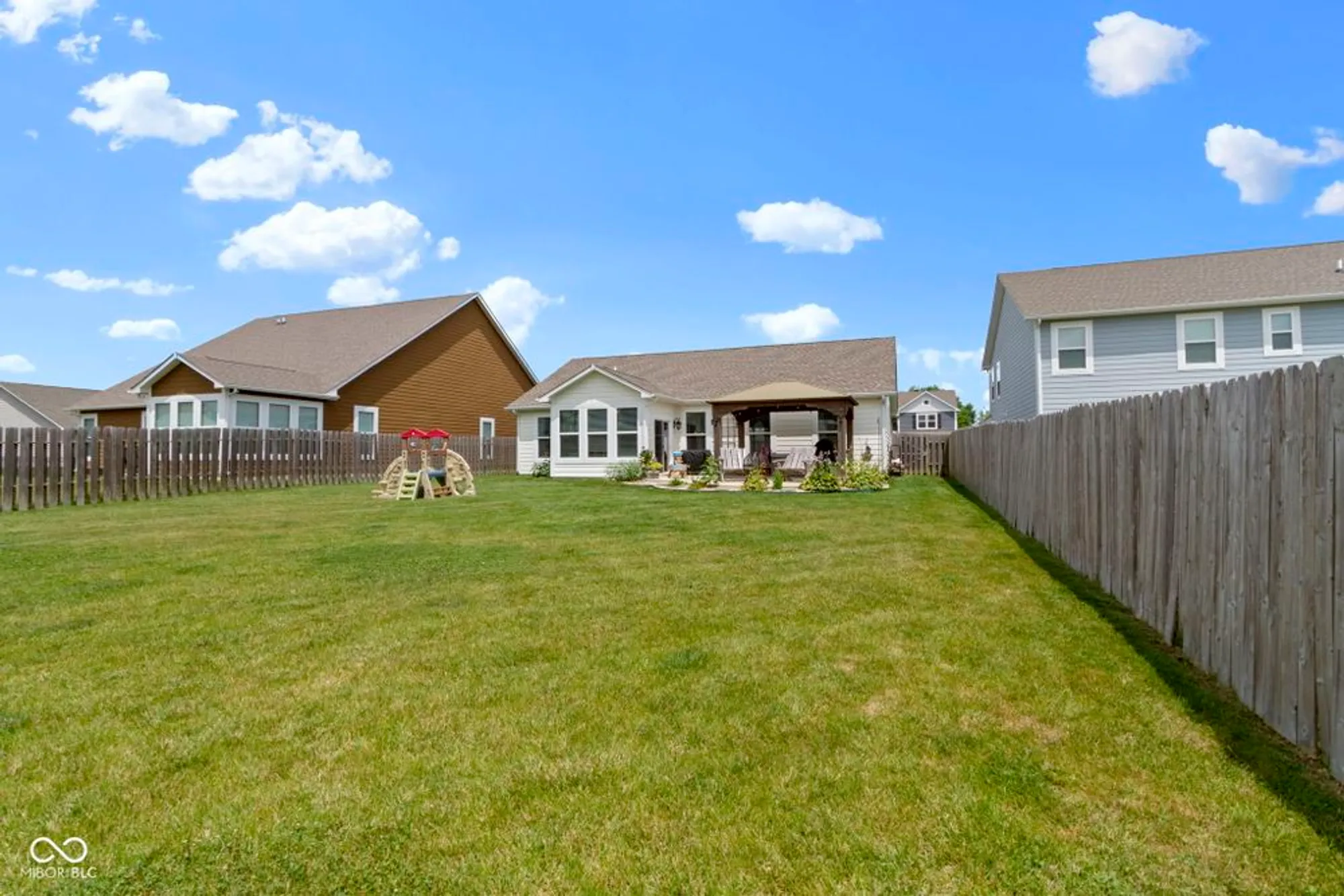 Property Slideshow image 50 of 64 | 9101 gordimer cir, Indianapolis, IN, 46239