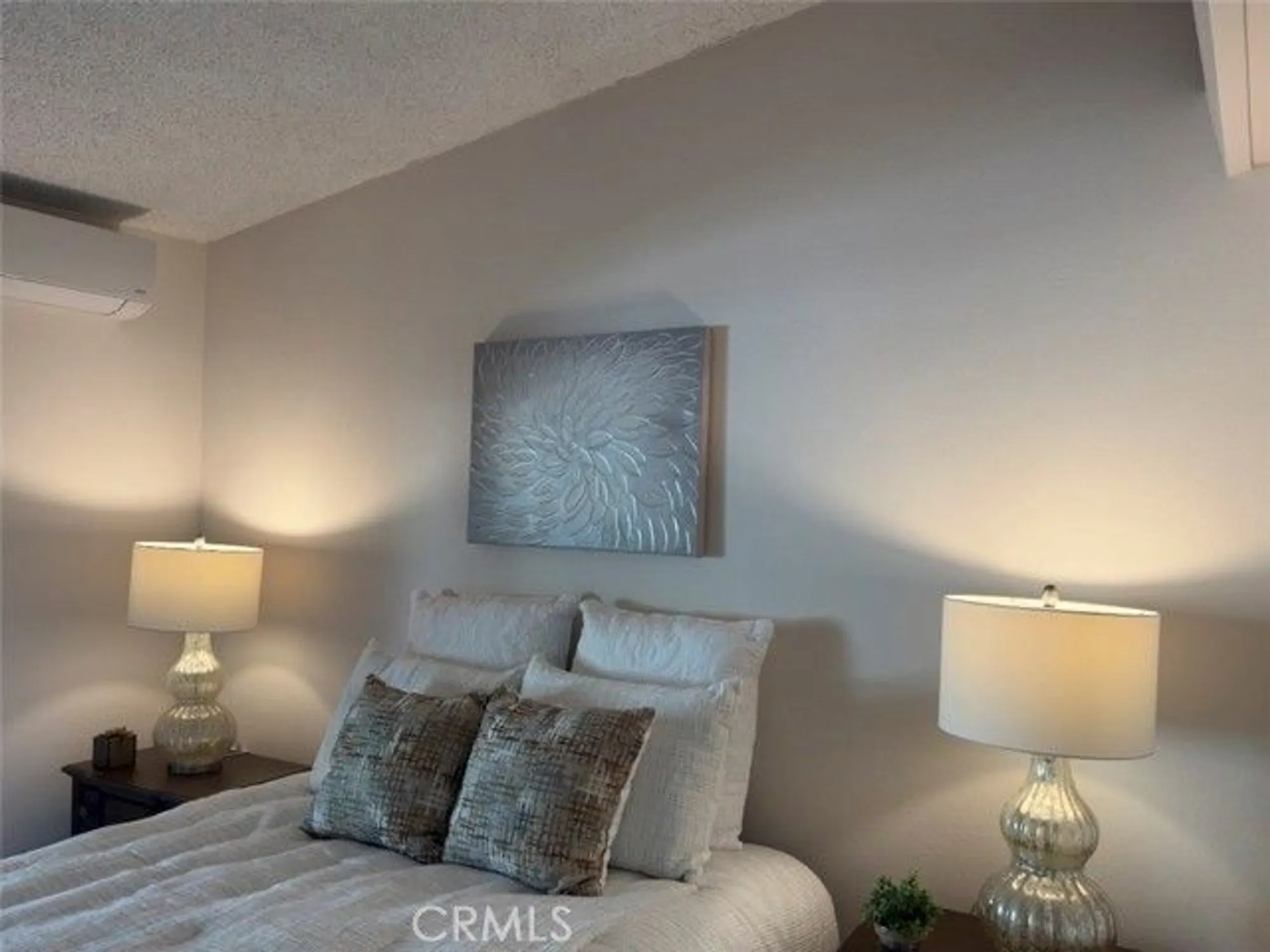 Property Slideshow image 32 of 38 | 13421 del monte dr, Seal Beach, CA, 90740